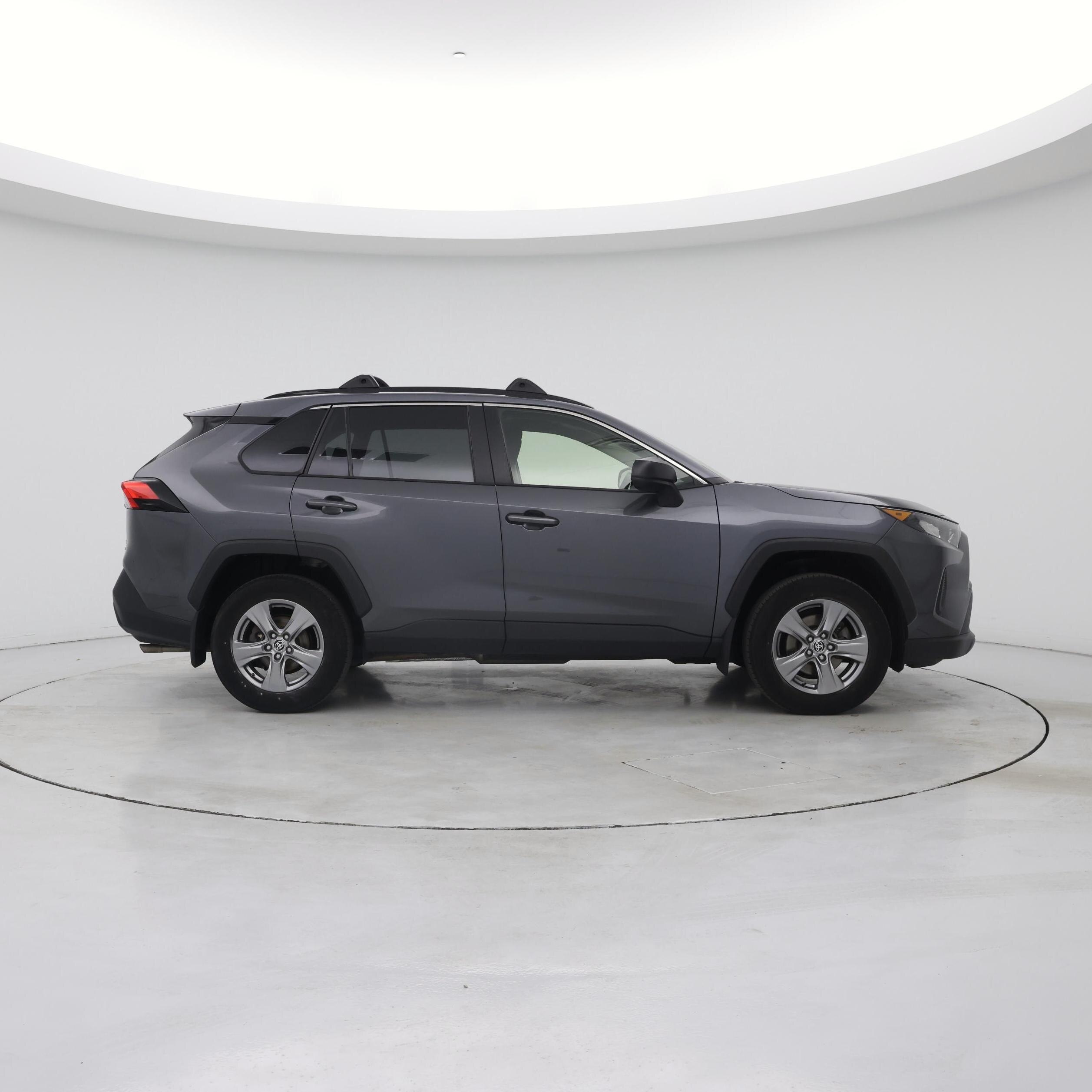 Thumbnail: 2022 Toyota RAV4 - 7