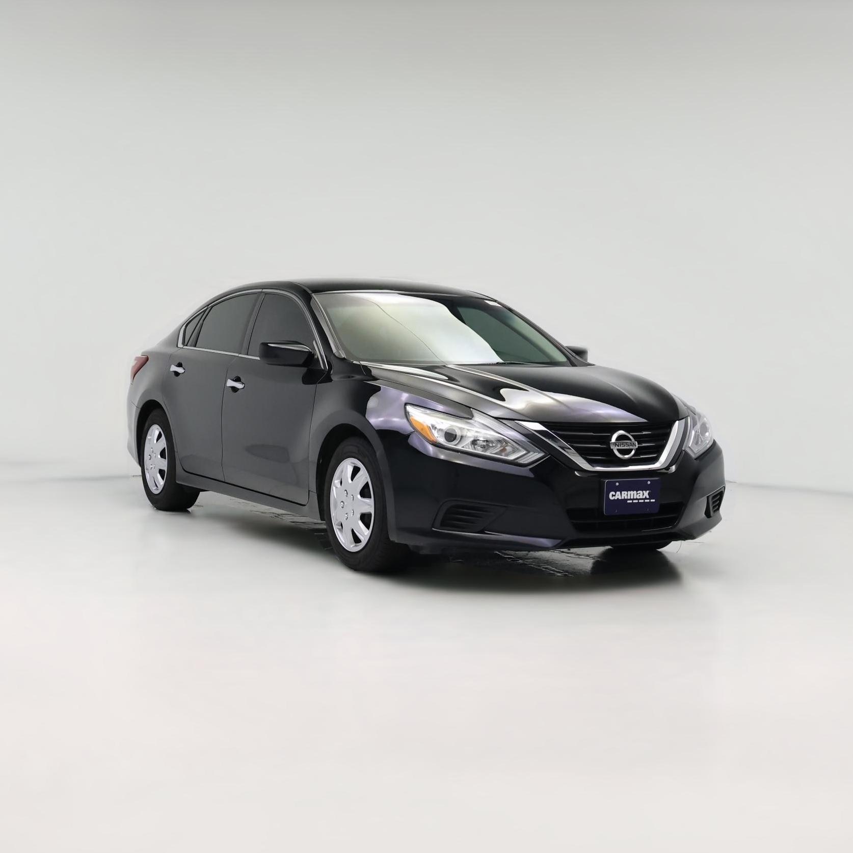 Thumbnail: 2018 Nissan Altima - 1