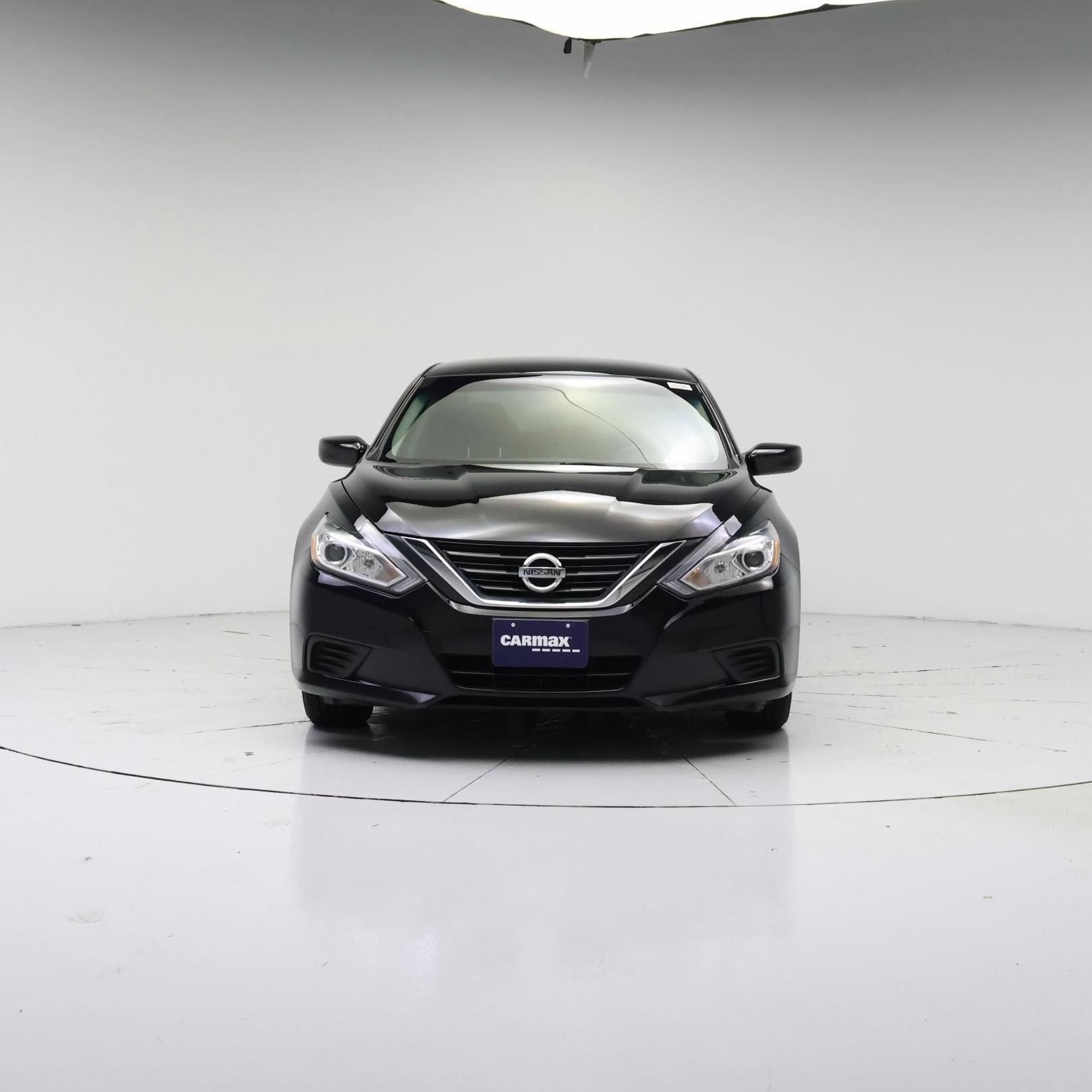 Thumbnail: 2018 Nissan Altima - 5