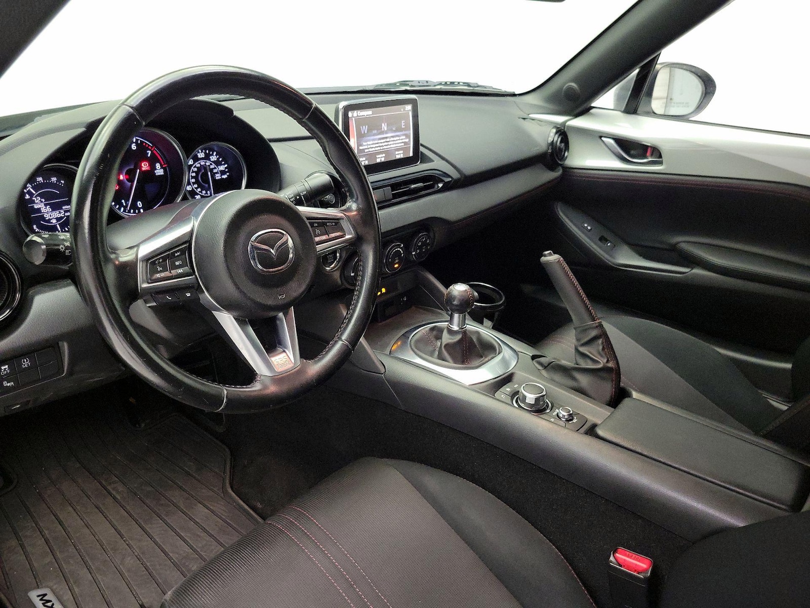 2017 Mazda MX-5 Miata Club - Photo 10
