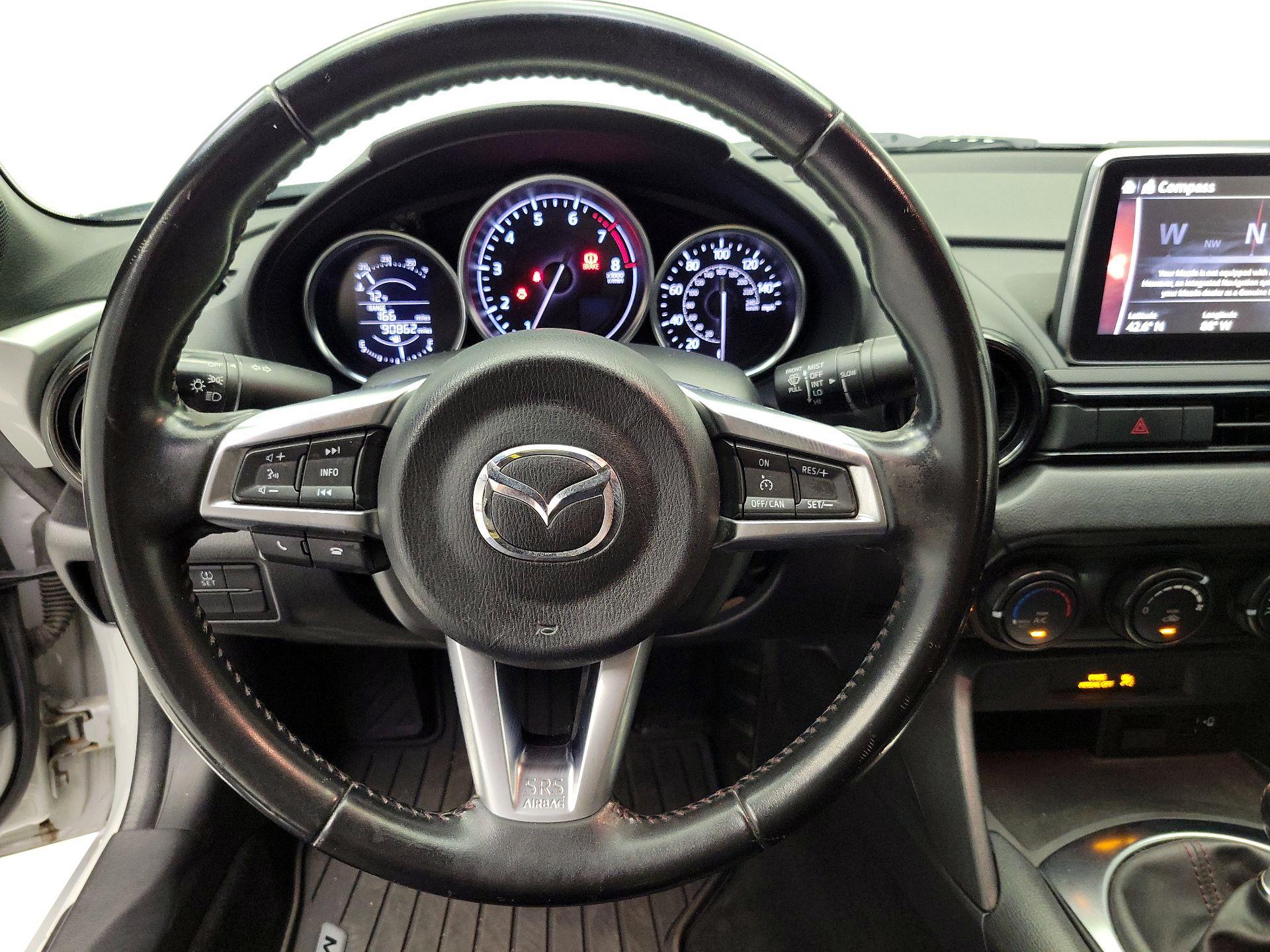 Thumbnail: 2017 Mazda MX-5 Miata - 10