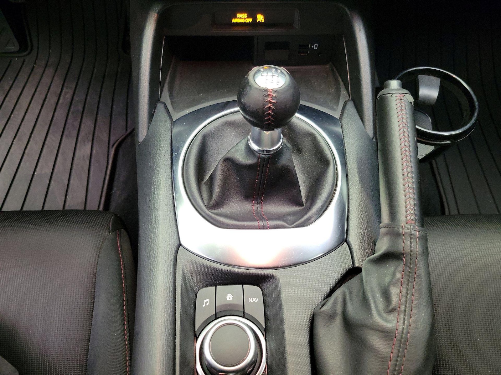 2017 Mazda MX-5 Miata Club - Photo 18
