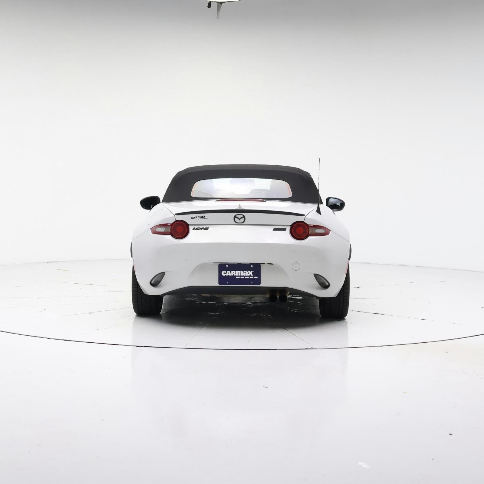 Thumbnail: 2017 Mazda MX-5 Miata - 6