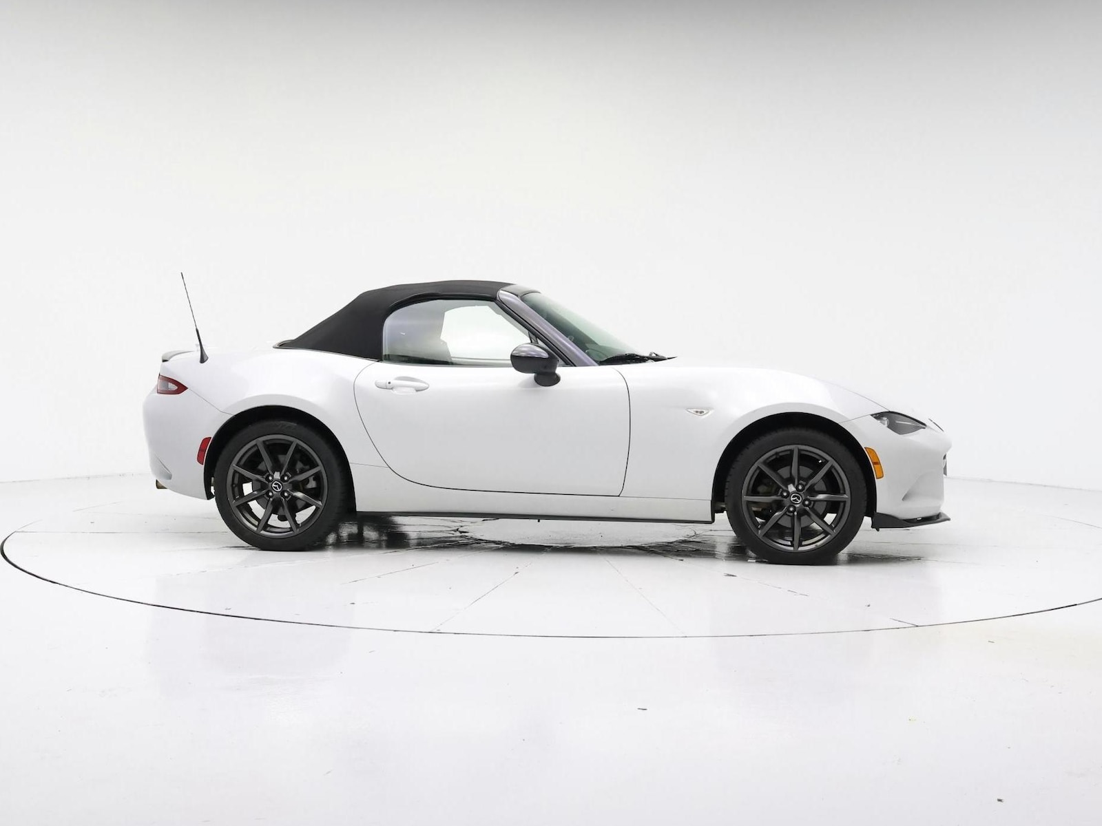2017 Mazda MX-5 Miata Club - Photo 8