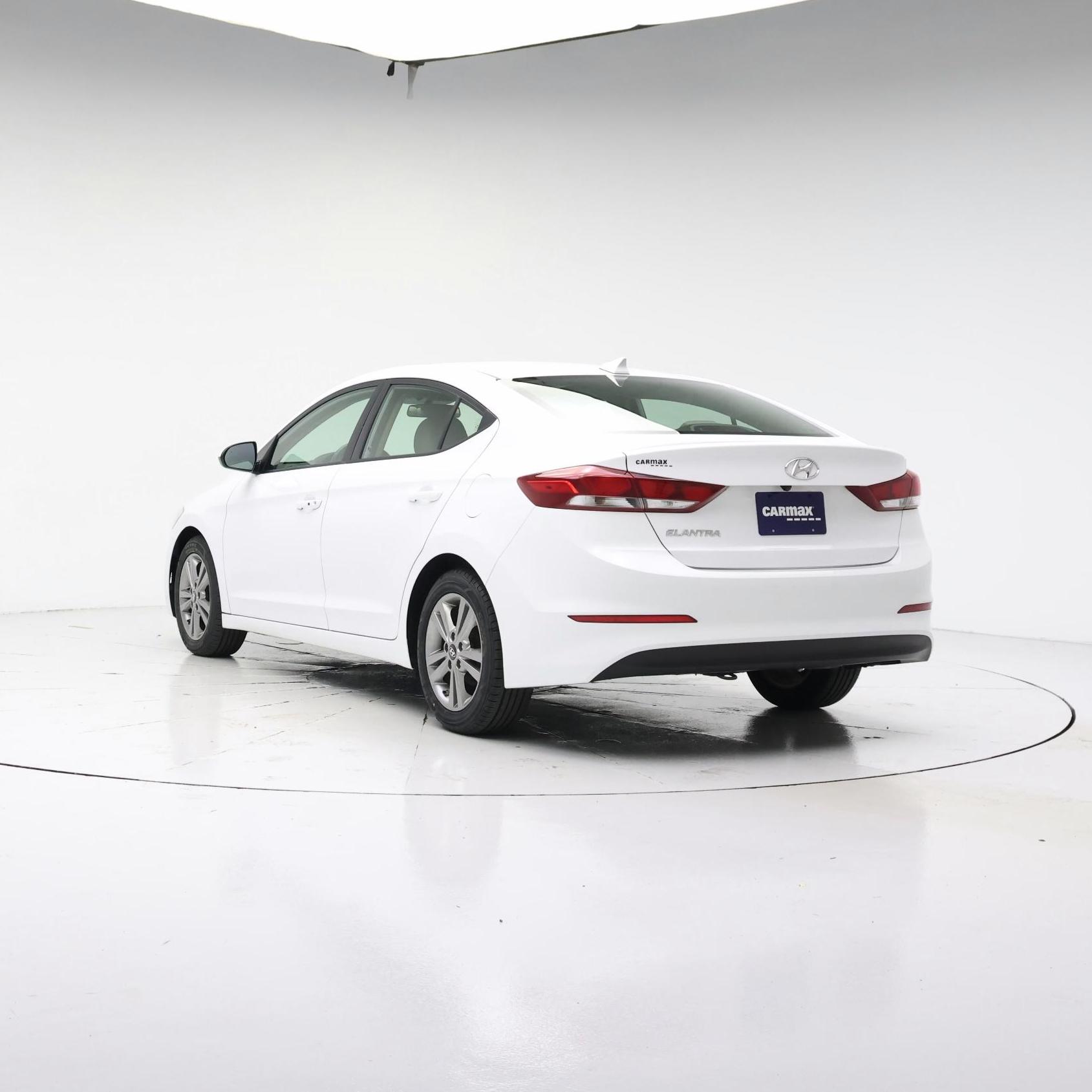 Thumbnail: 2017 Hyundai Elantra - 2