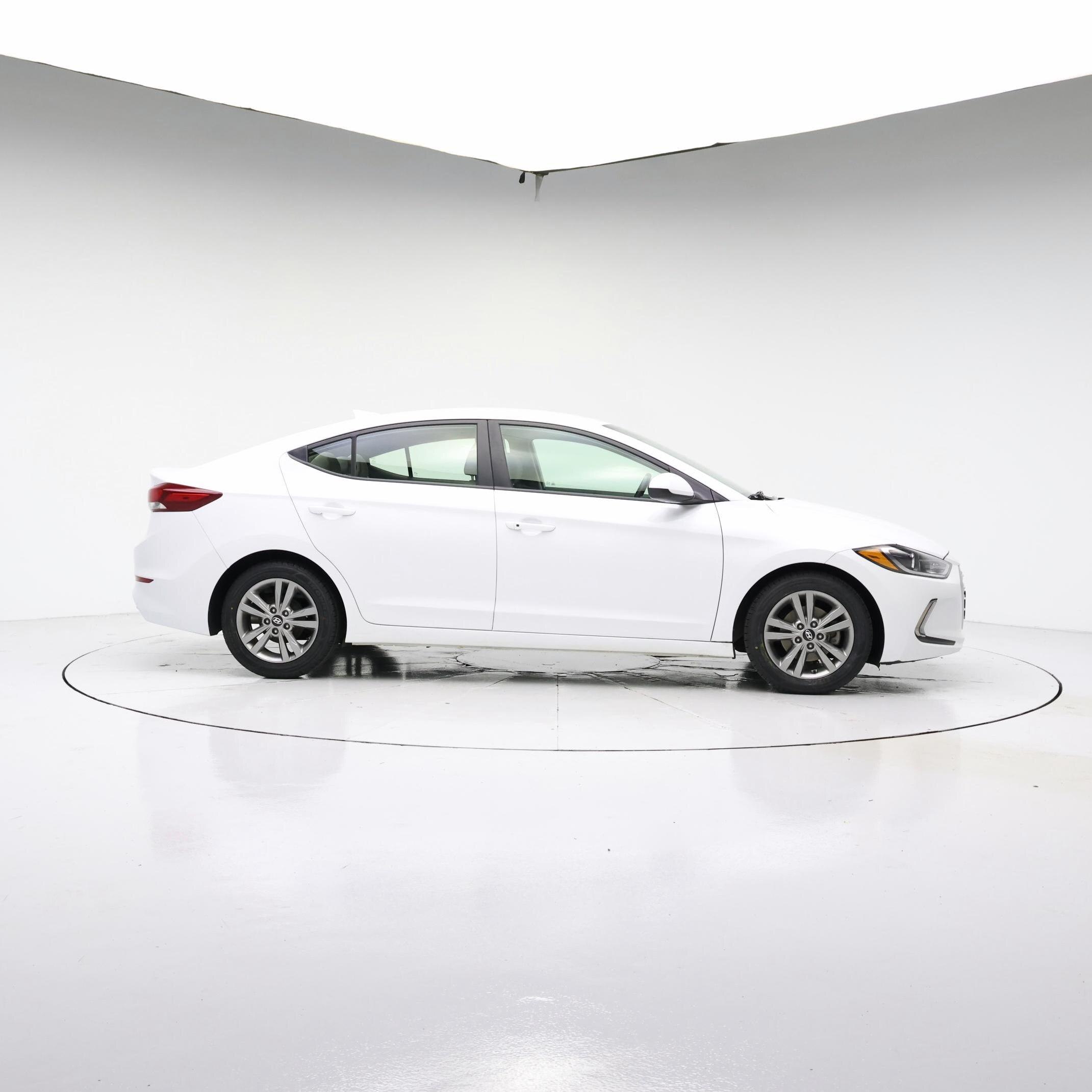 Thumbnail: 2017 Hyundai Elantra - 7
