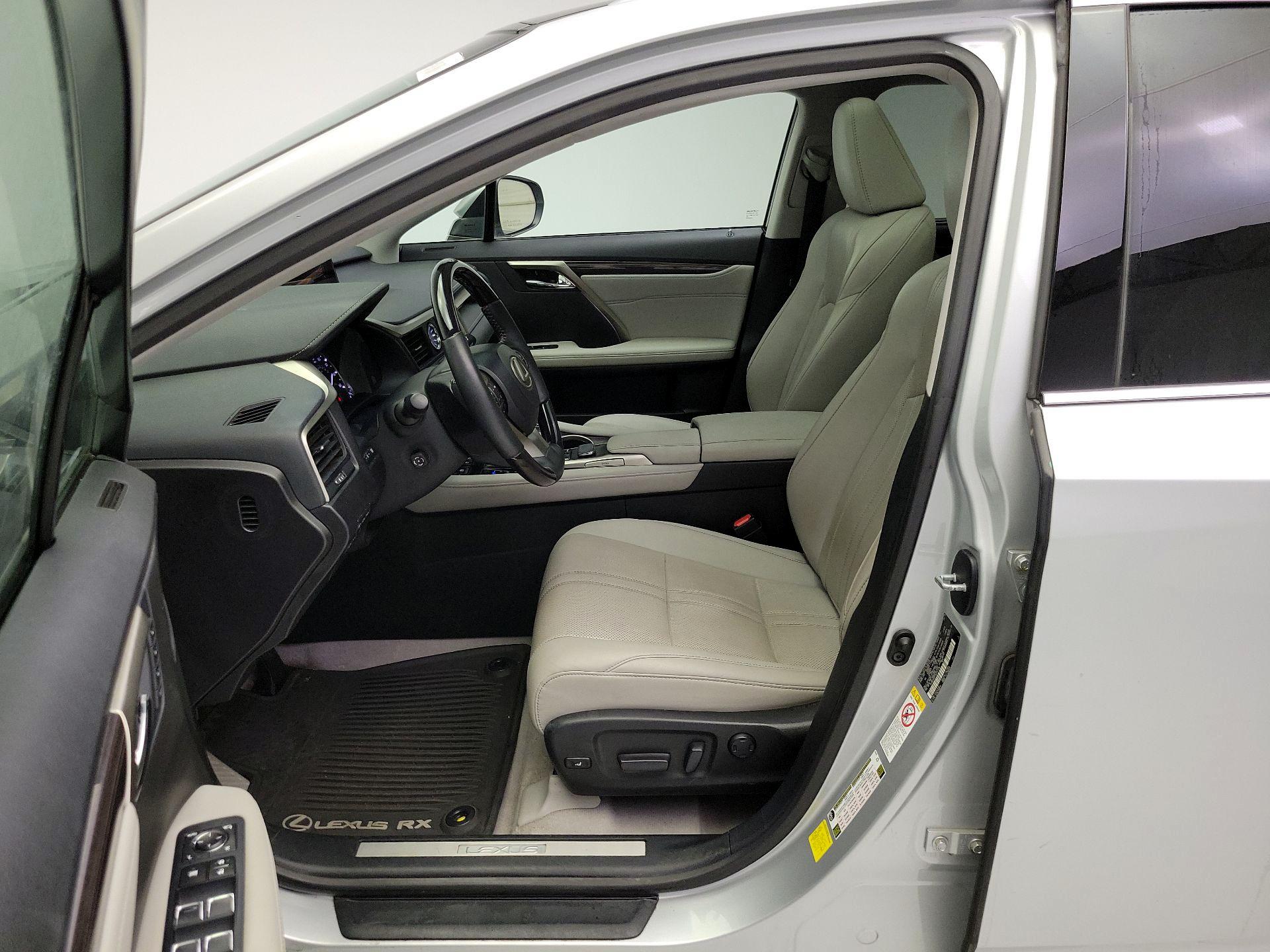 Thumbnail: 2016 Lexus RX - 11