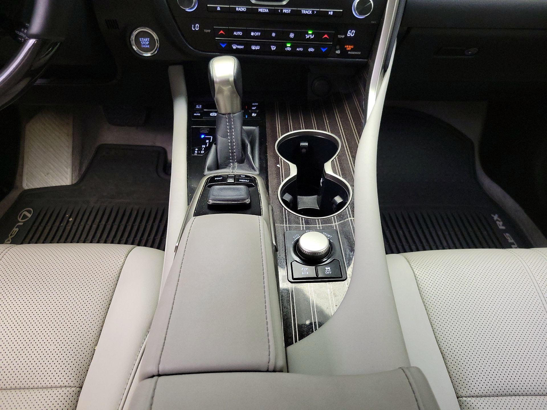 Thumbnail: 2016 Lexus RX - 18