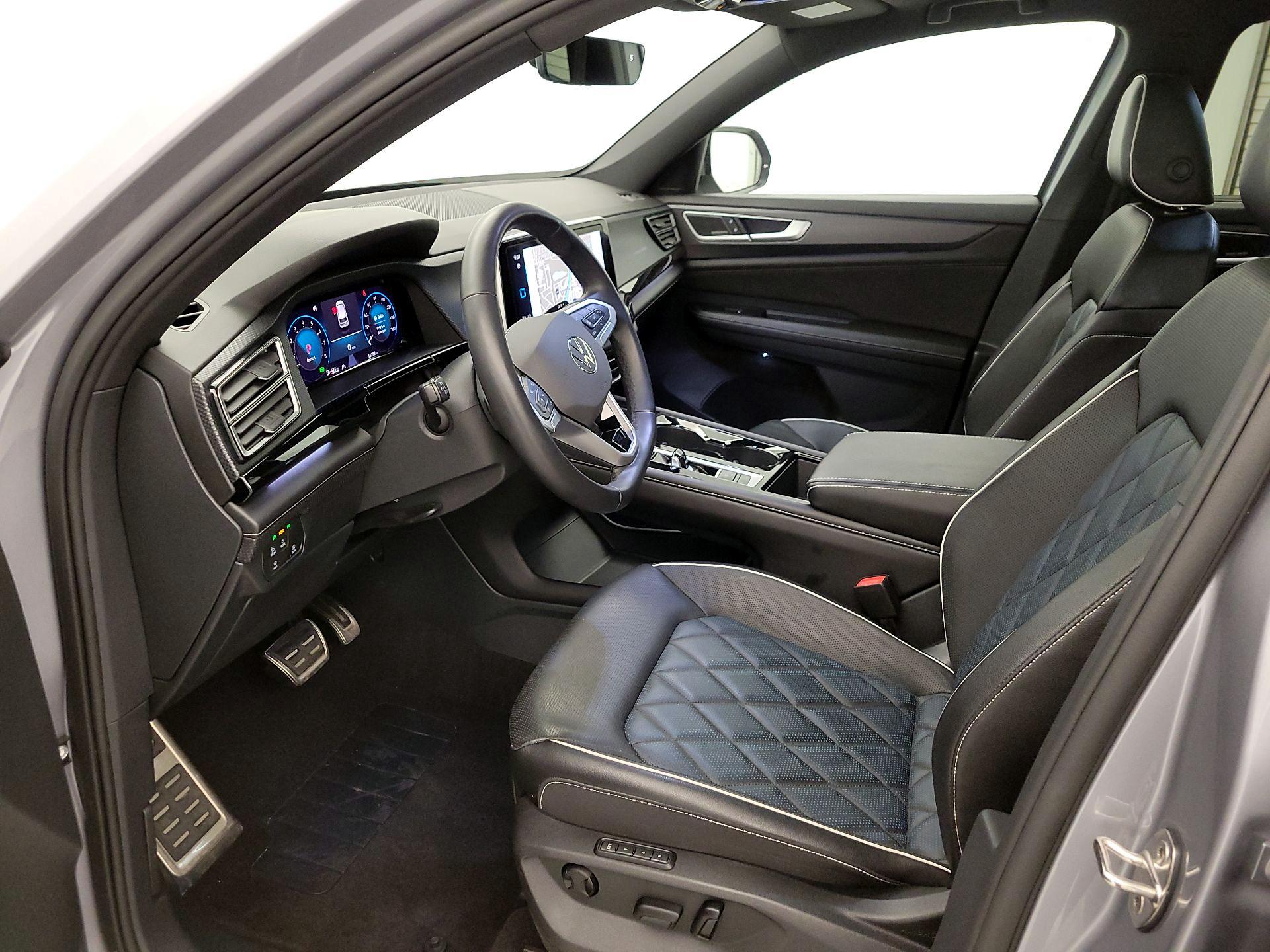 Thumbnail: 2024 Volkswagen Atlas - 11