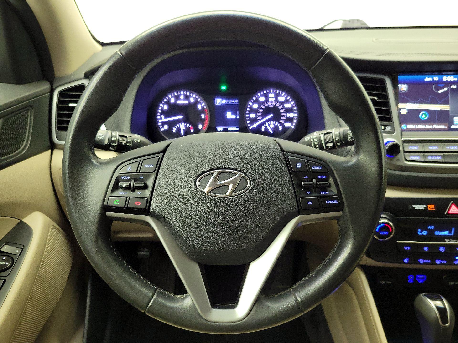 Thumbnail: 2017 Hyundai Tucson - 10