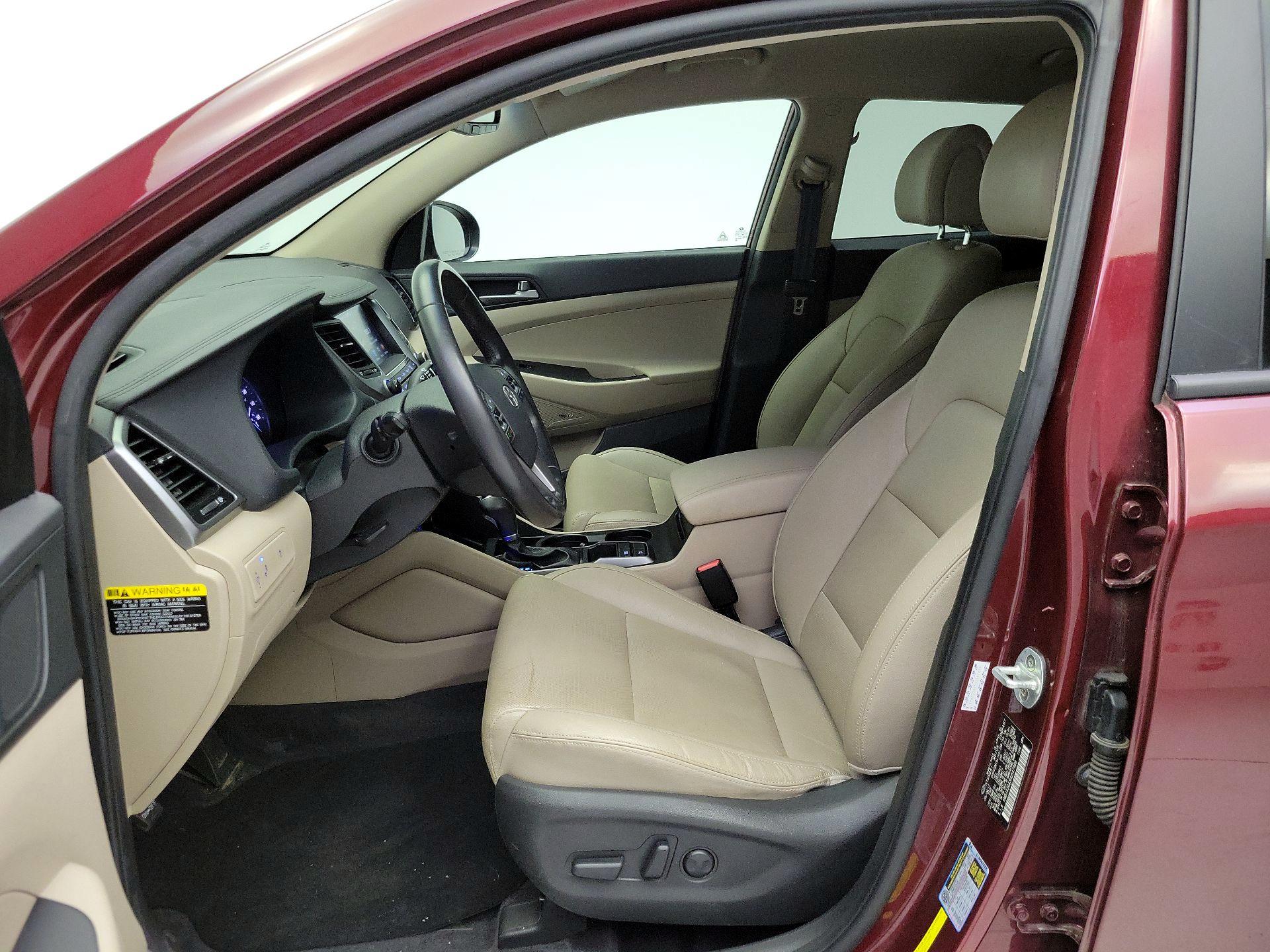 Thumbnail: 2017 Hyundai Tucson - 11