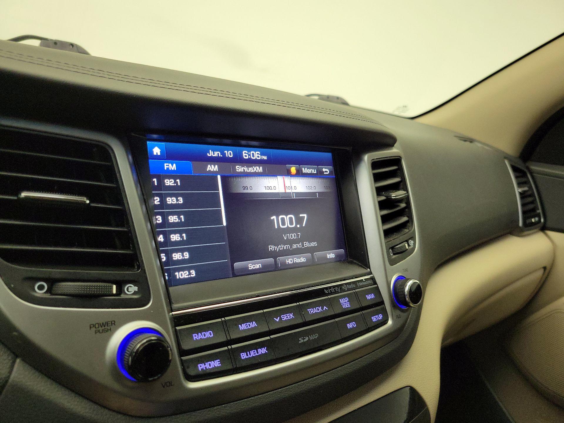 Thumbnail: 2017 Hyundai Tucson - 16