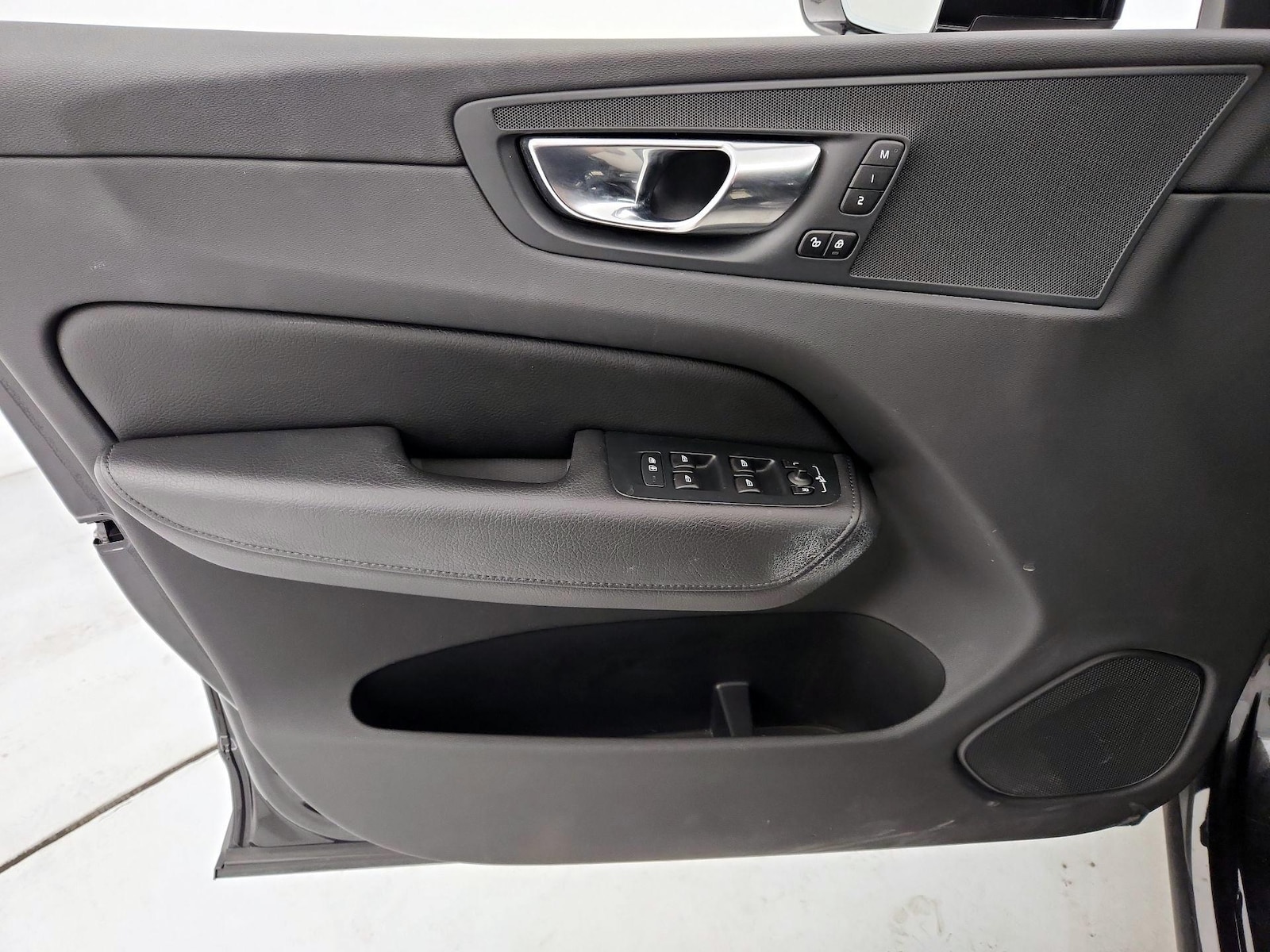 2020 Volvo XC60 Momentum - Photo 13