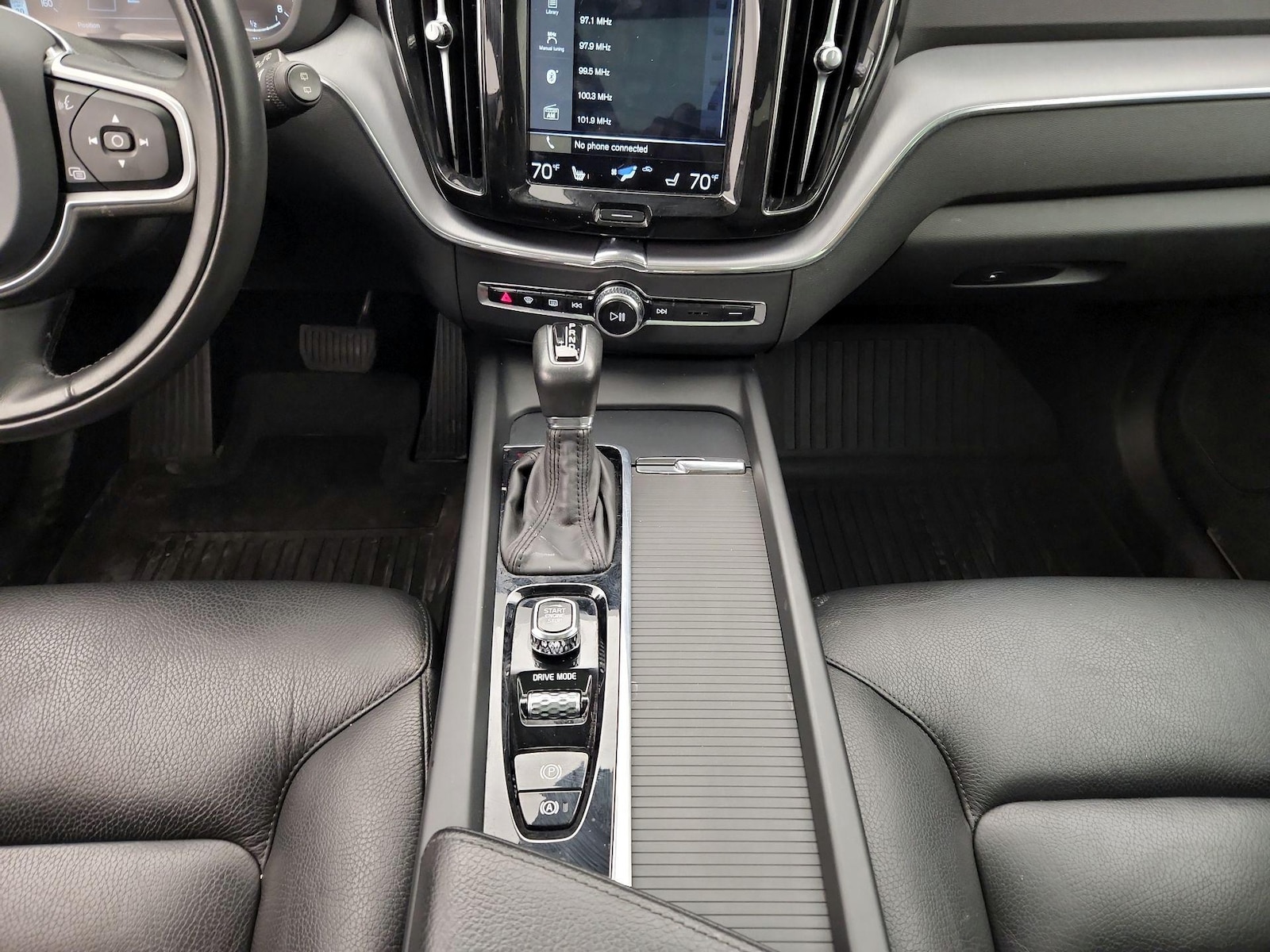 2020 Volvo XC60 Momentum - Photo 18