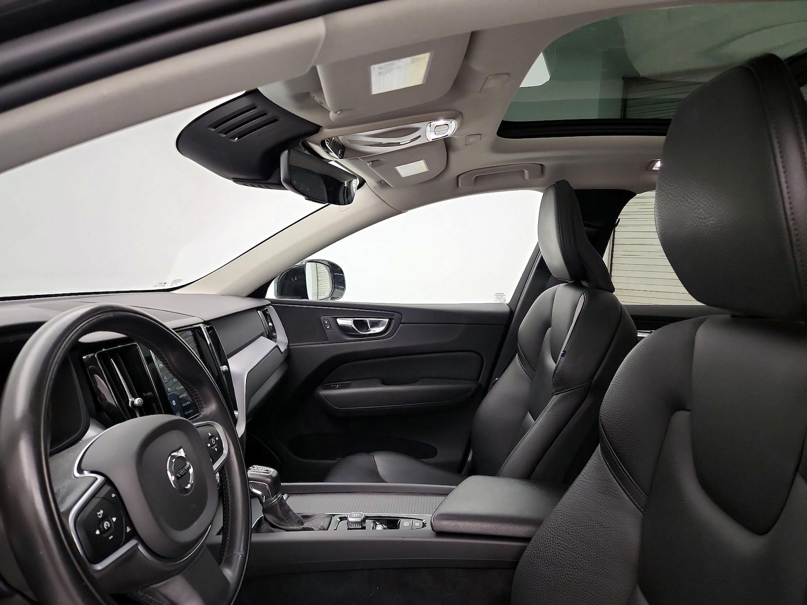 2020 Volvo XC60 Momentum - Photo 20