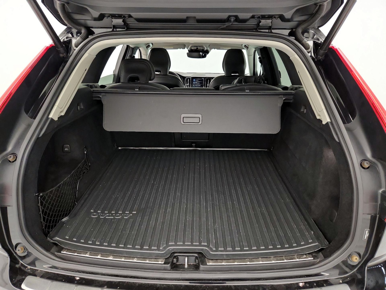2020 Volvo XC60 Momentum - Photo 21