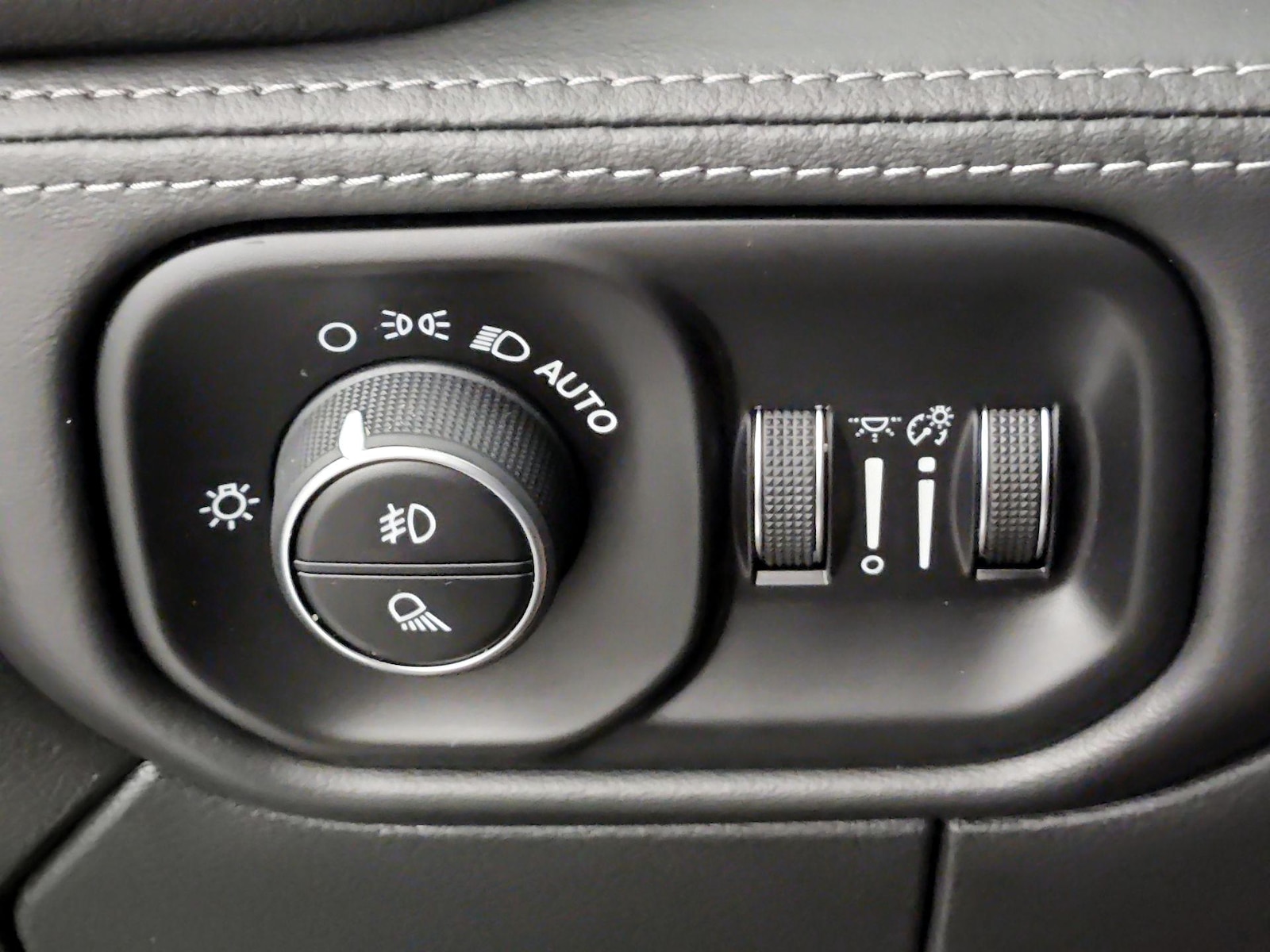 2020 RAM Ram 2500 Pickup Laramie Limited - Photo 14