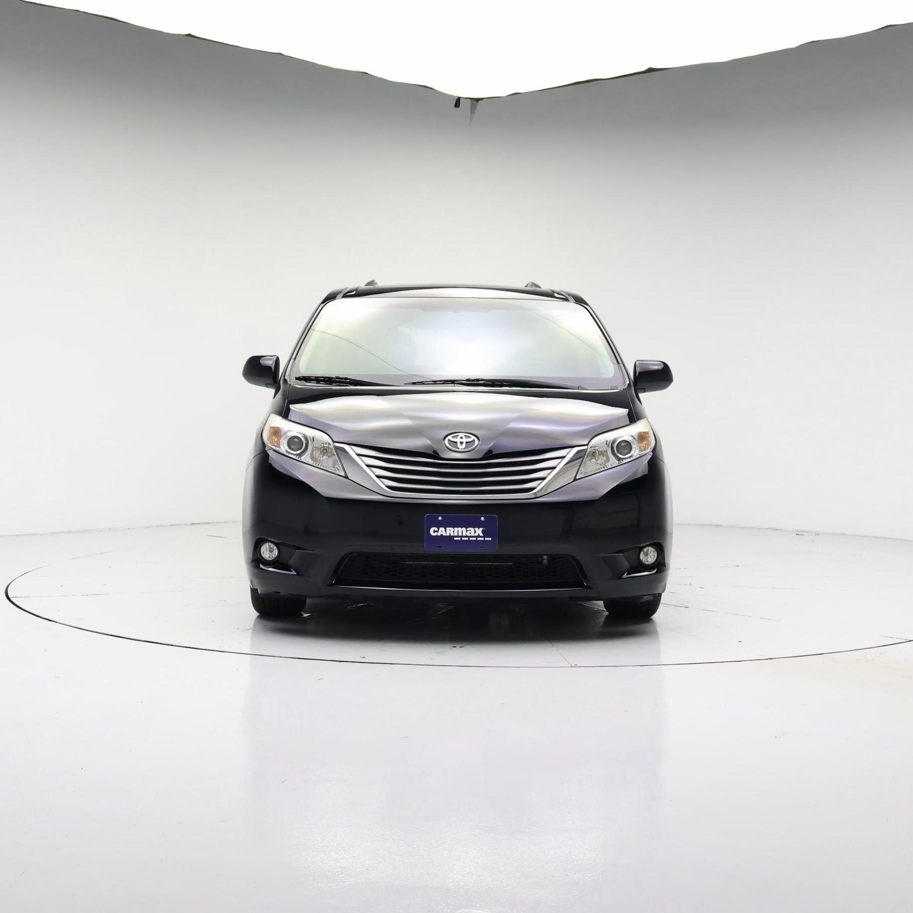 Thumbnail: 2015 Toyota Sienna - 5