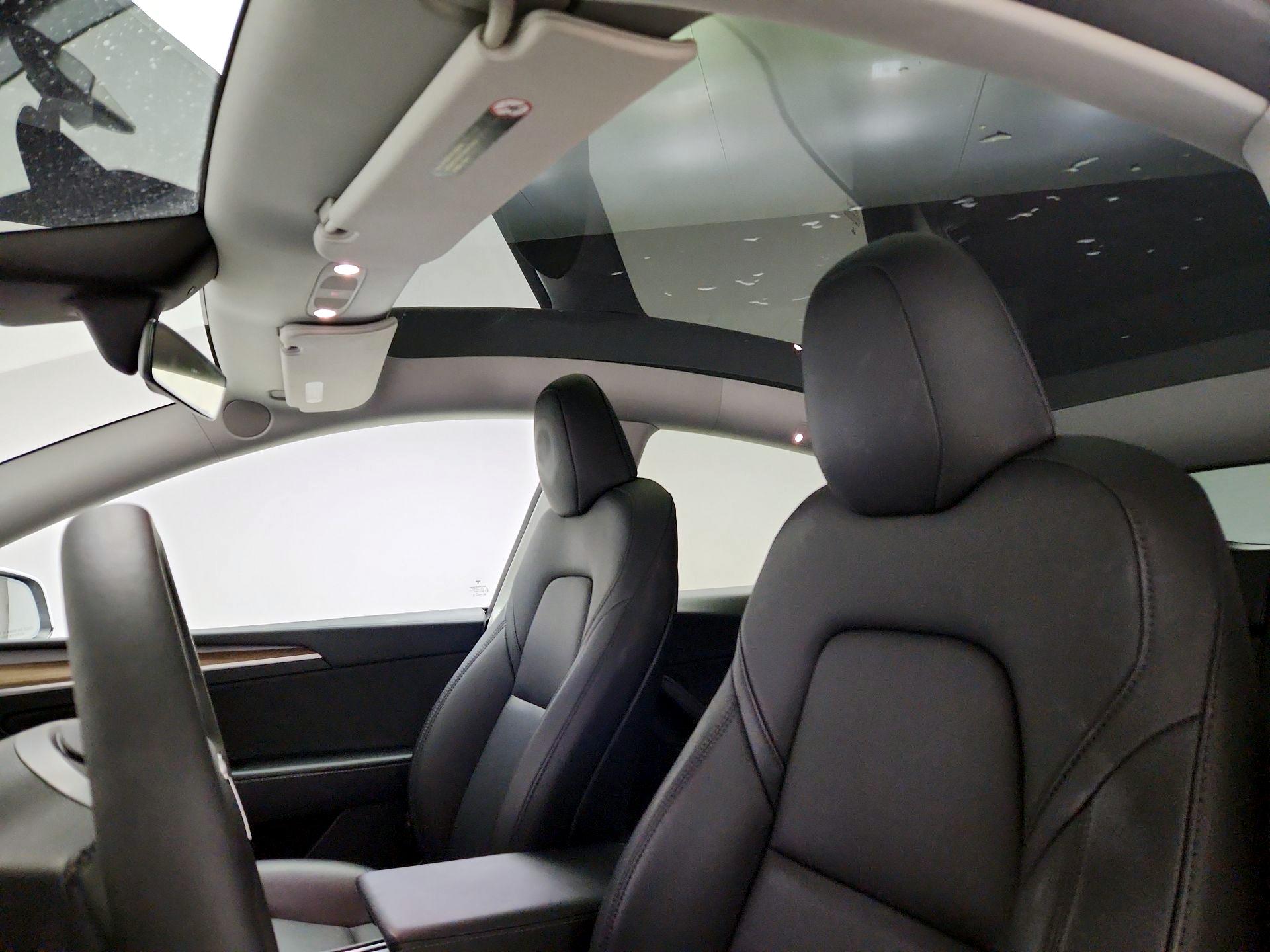 Thumbnail: 2023 Tesla Model Y - 18