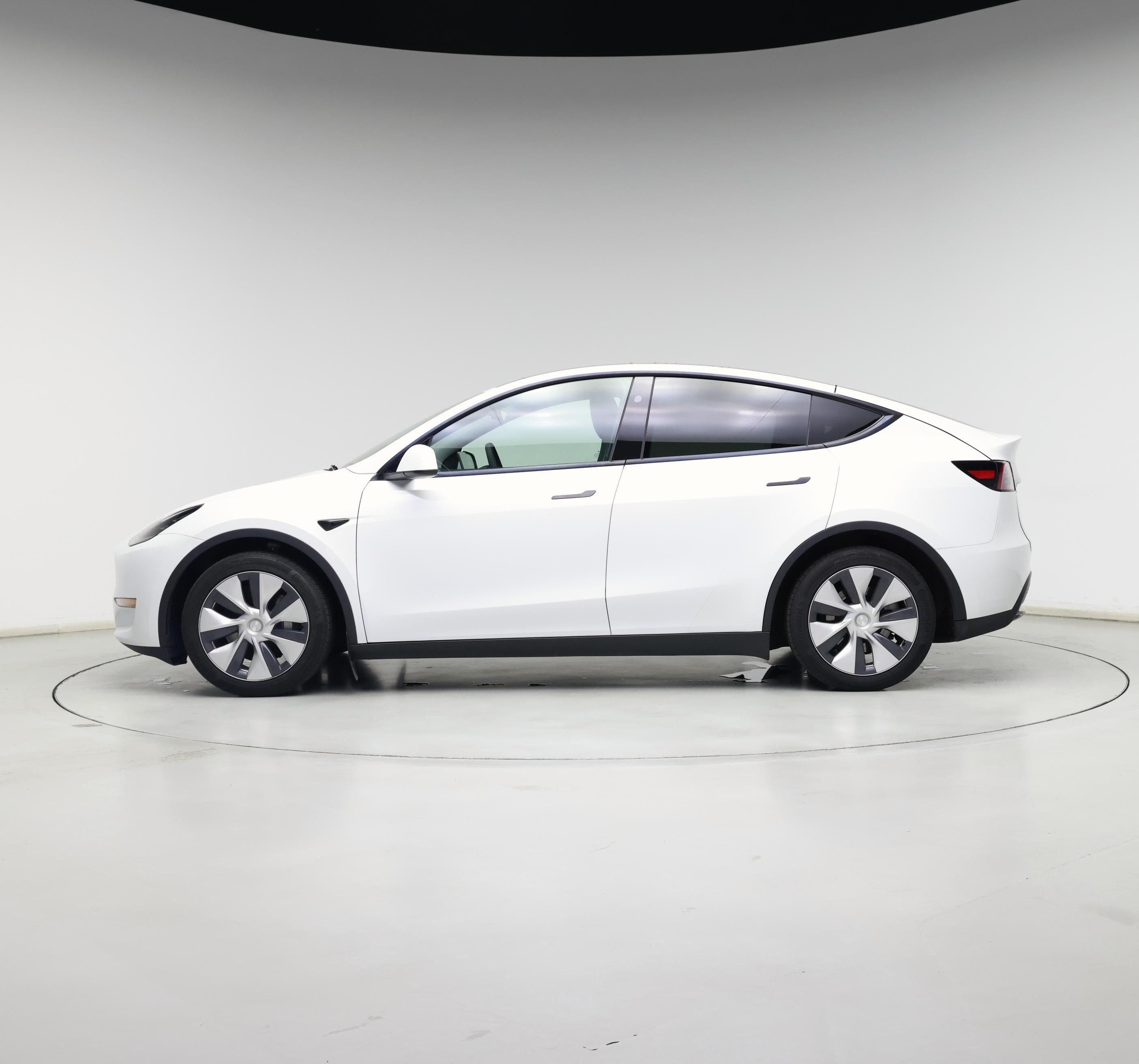 Thumbnail: 2023 Tesla Model Y - 3