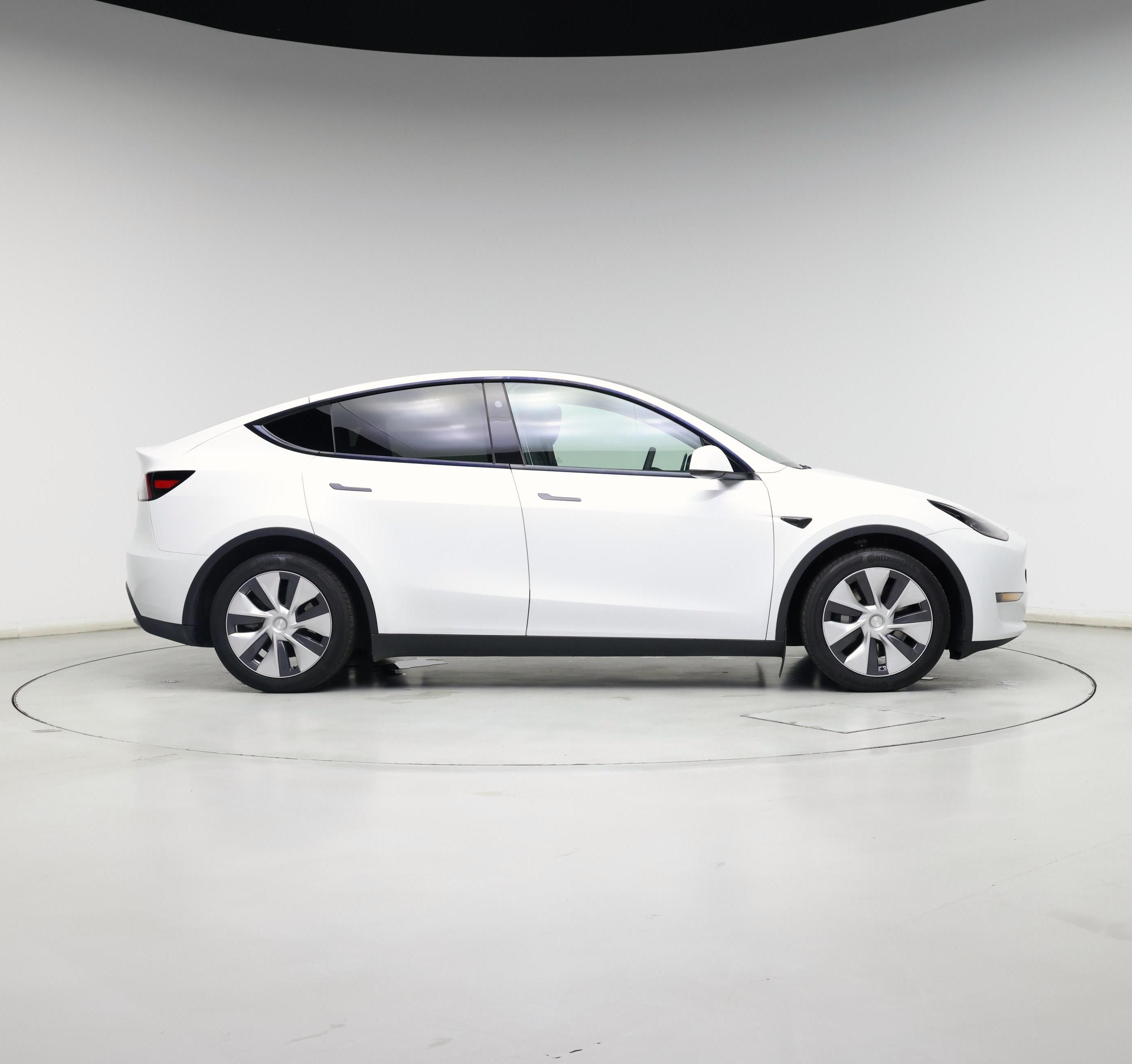 Thumbnail: 2023 Tesla Model Y - 7