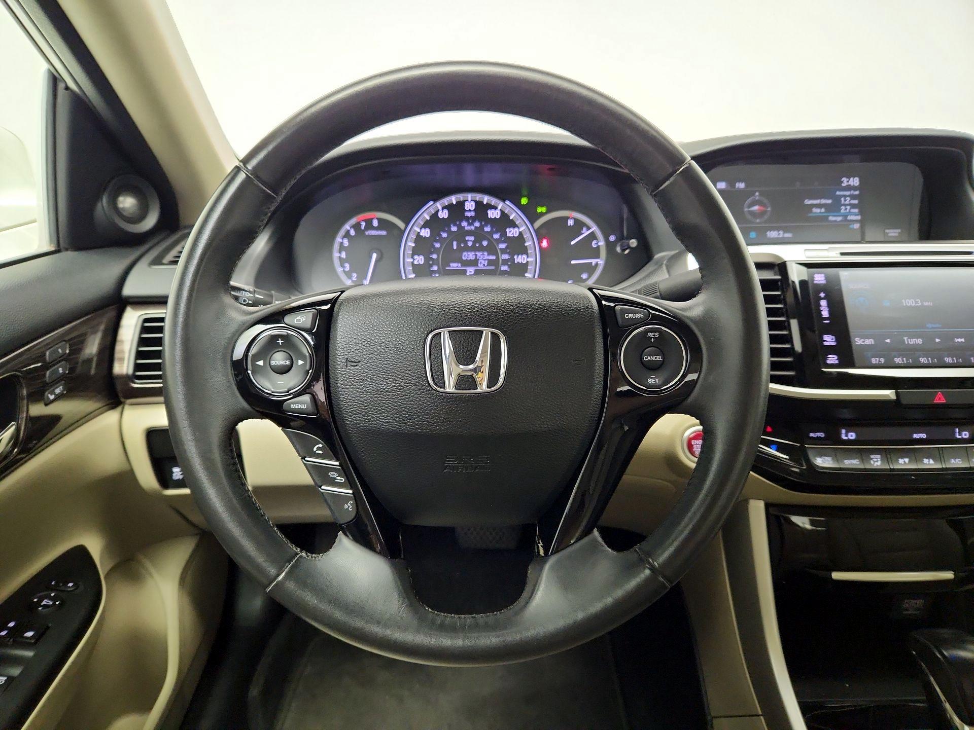 Thumbnail: 2016 Honda Accord - 10