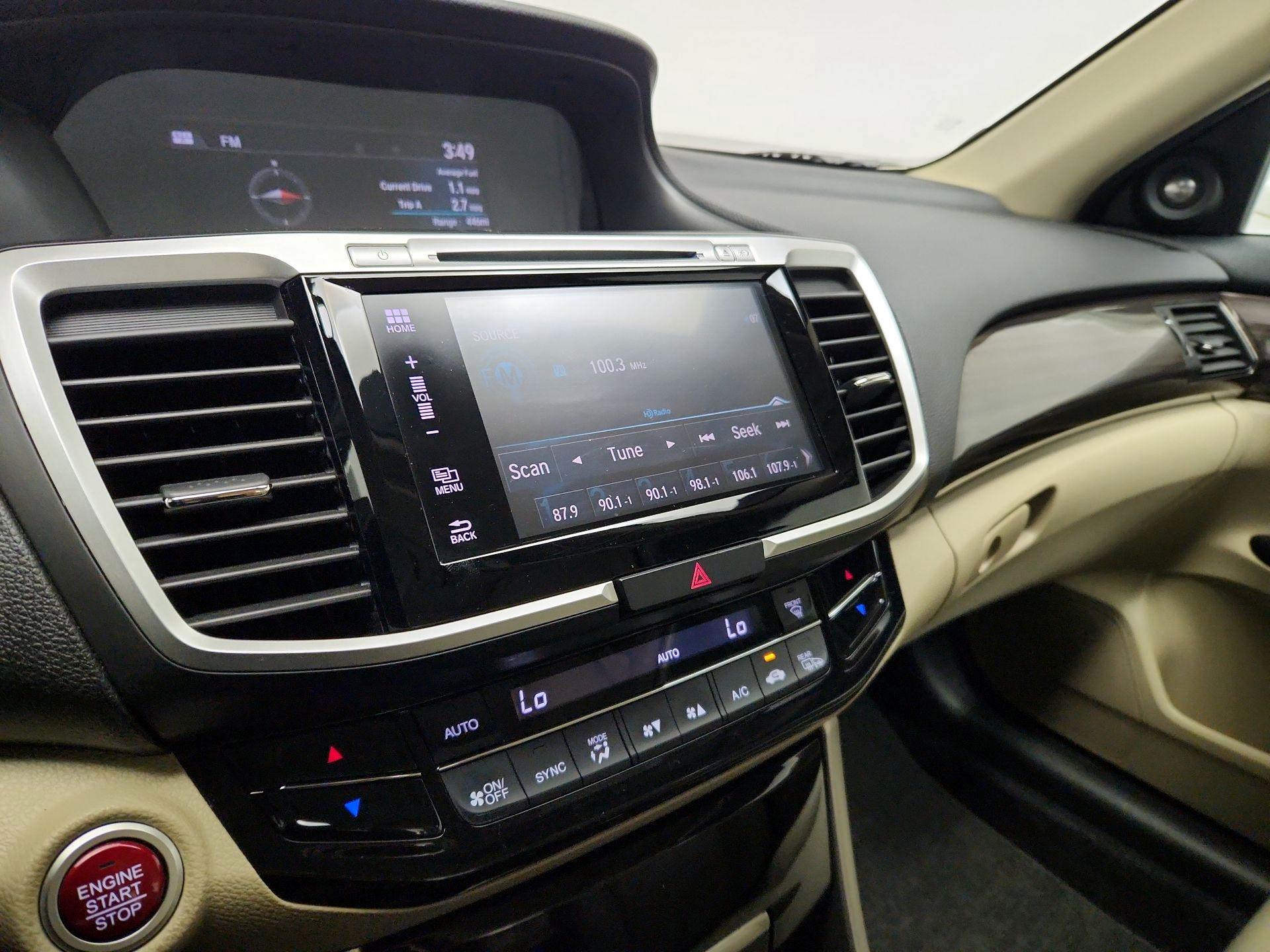 Thumbnail: 2016 Honda Accord - 15