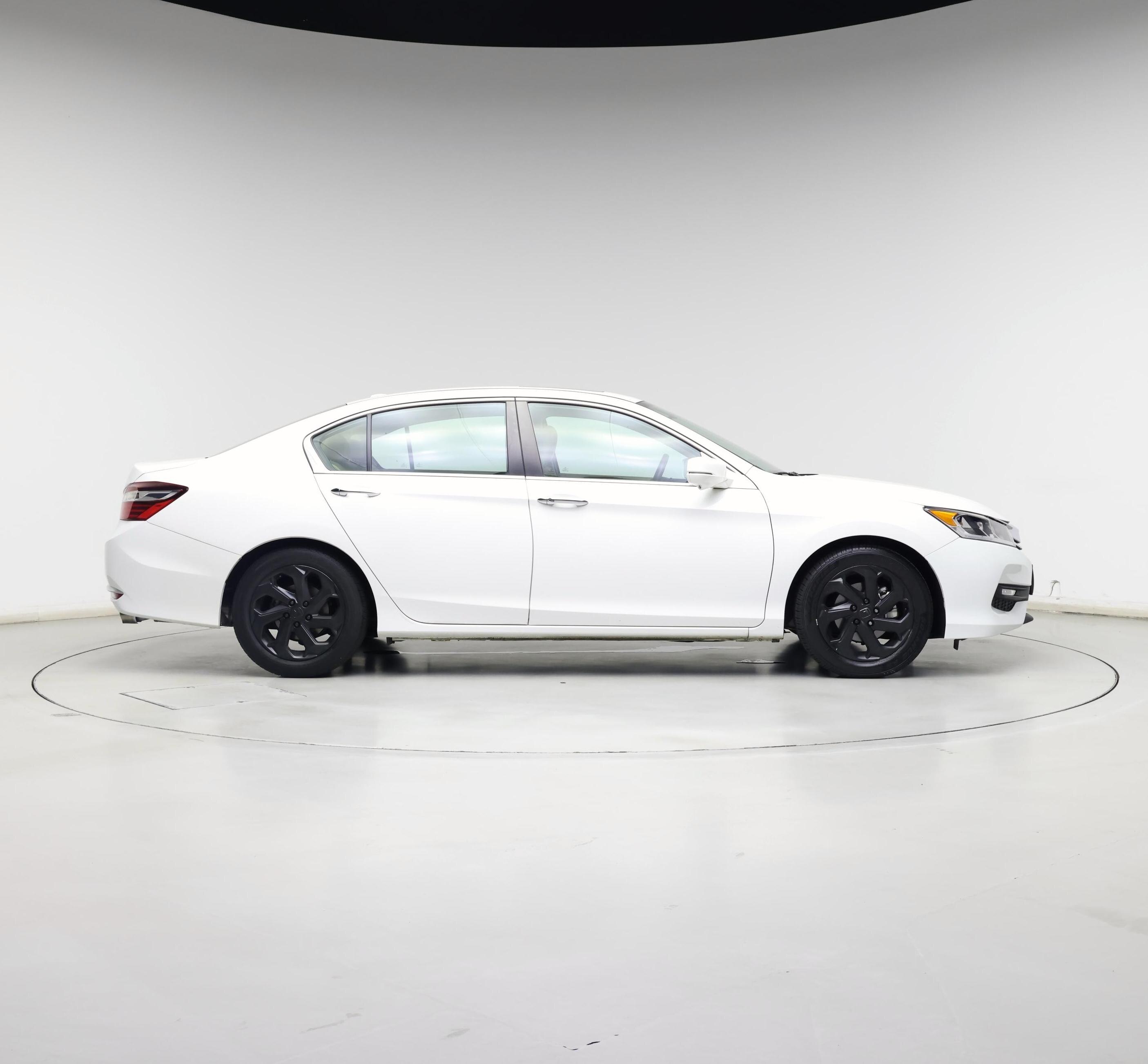 Thumbnail: 2016 Honda Accord - 7