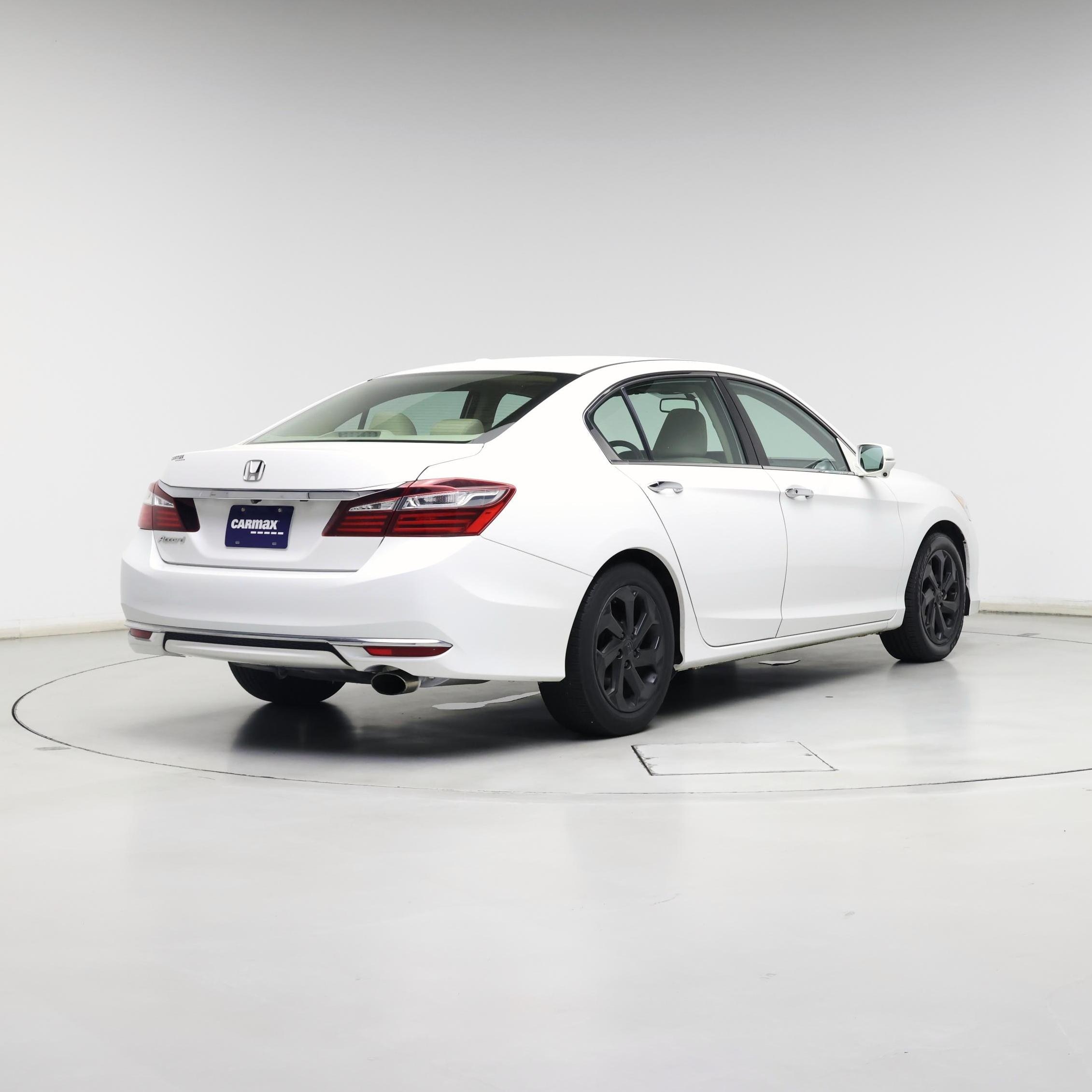 Thumbnail: 2016 Honda Accord - 8