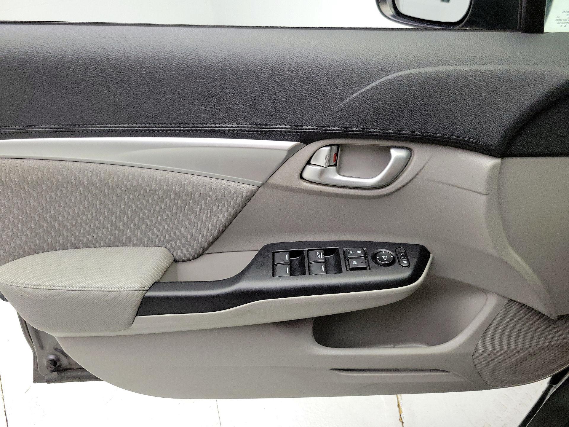 Thumbnail: 2014 Honda Civic - 12