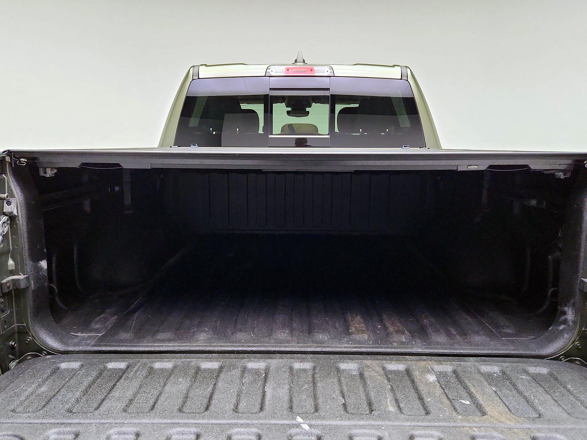 Thumbnail: 2020 RAM 1500 - 20