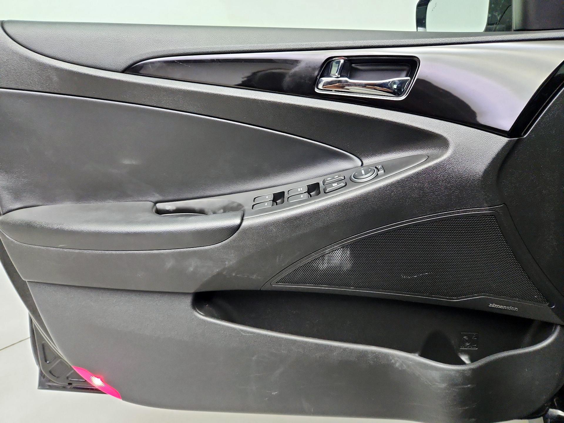 Thumbnail: 2014 Hyundai Sonata - 12