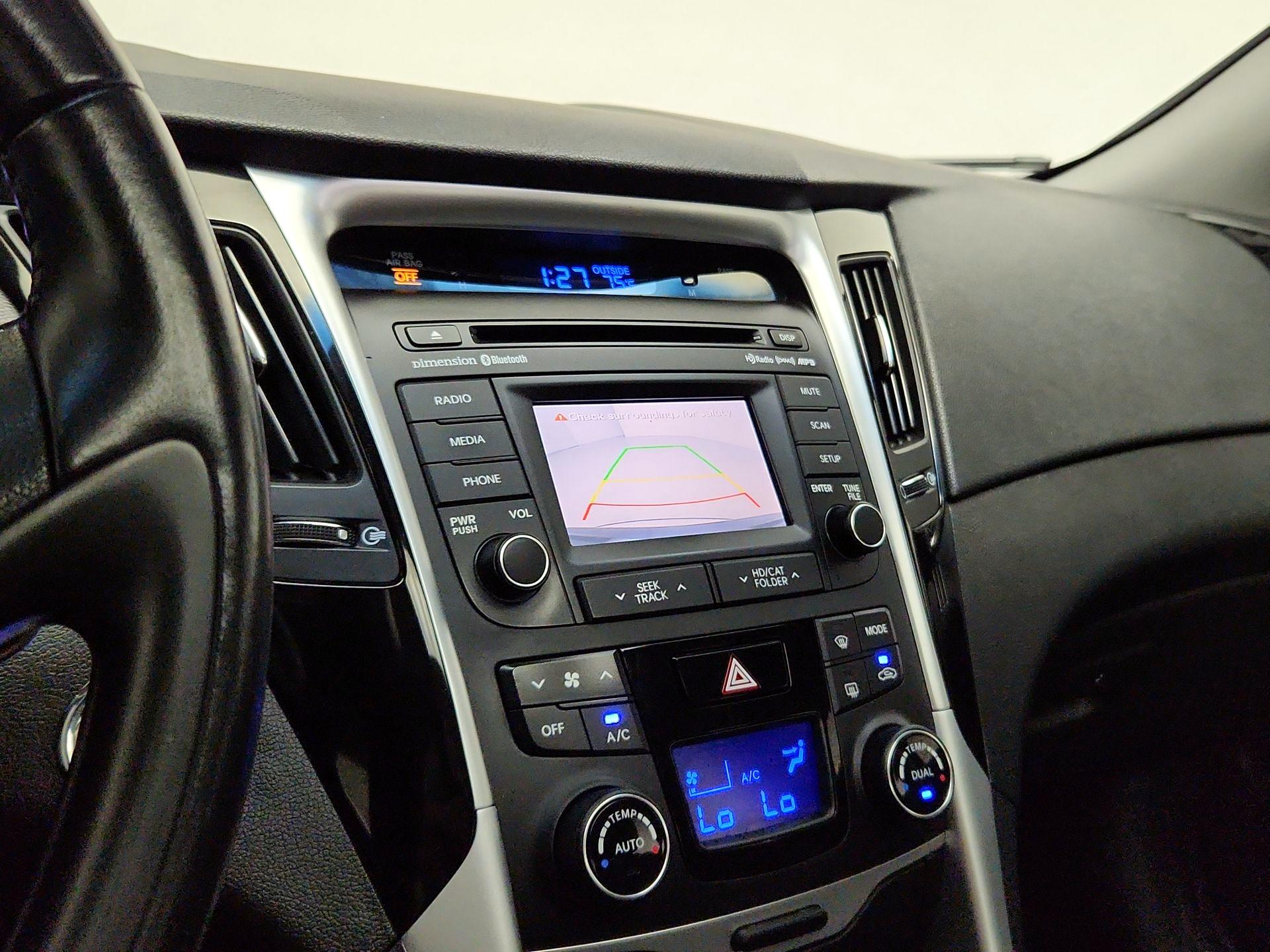 Thumbnail: 2014 Hyundai Sonata - 14