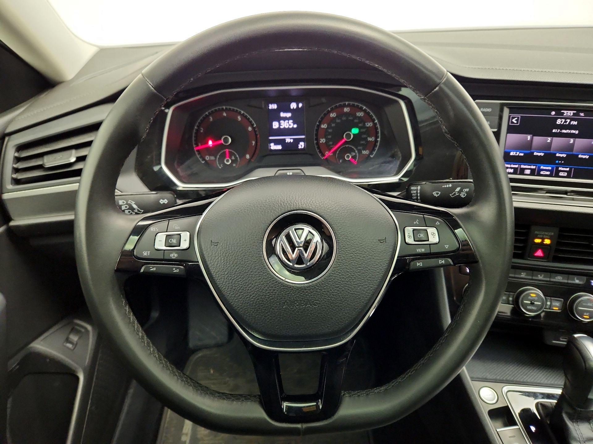 Thumbnail: 2020 Volkswagen Jetta - 10
