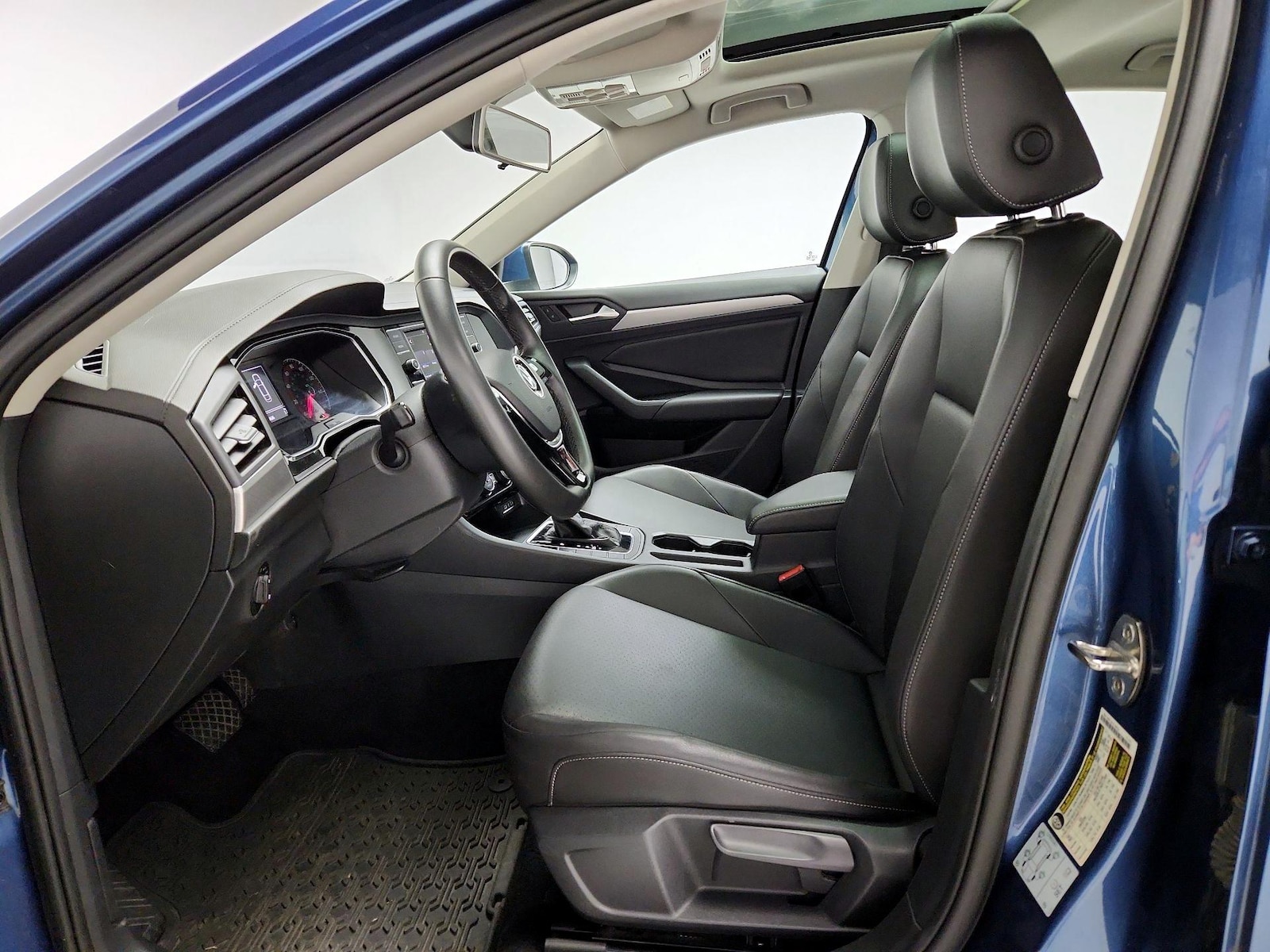 2020 Volkswagen Jetta SE - Photo 12