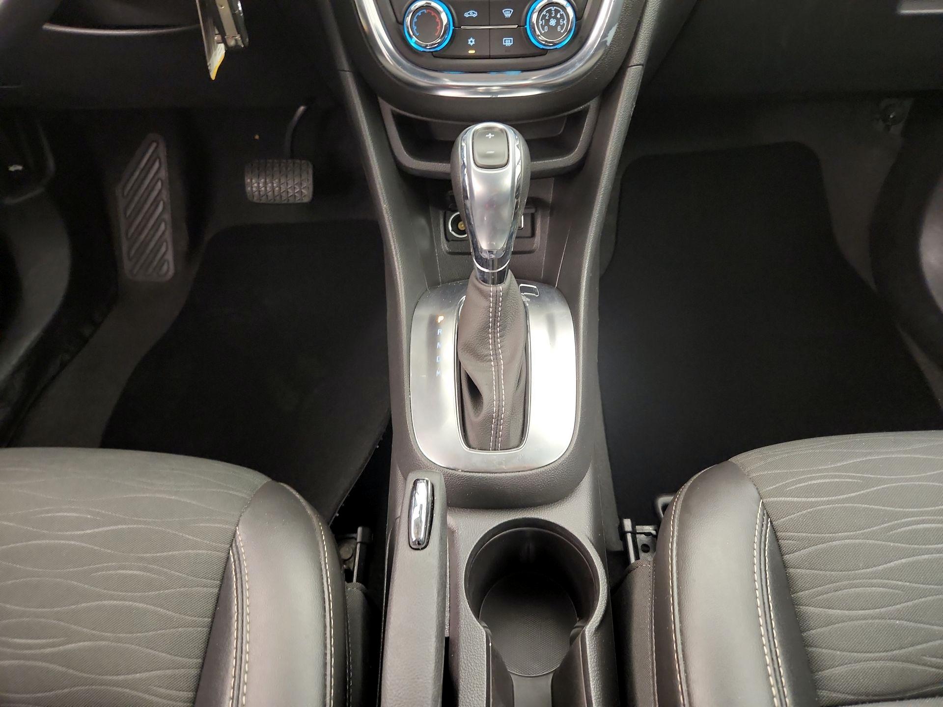 Thumbnail: 2015 Buick Encore - 17