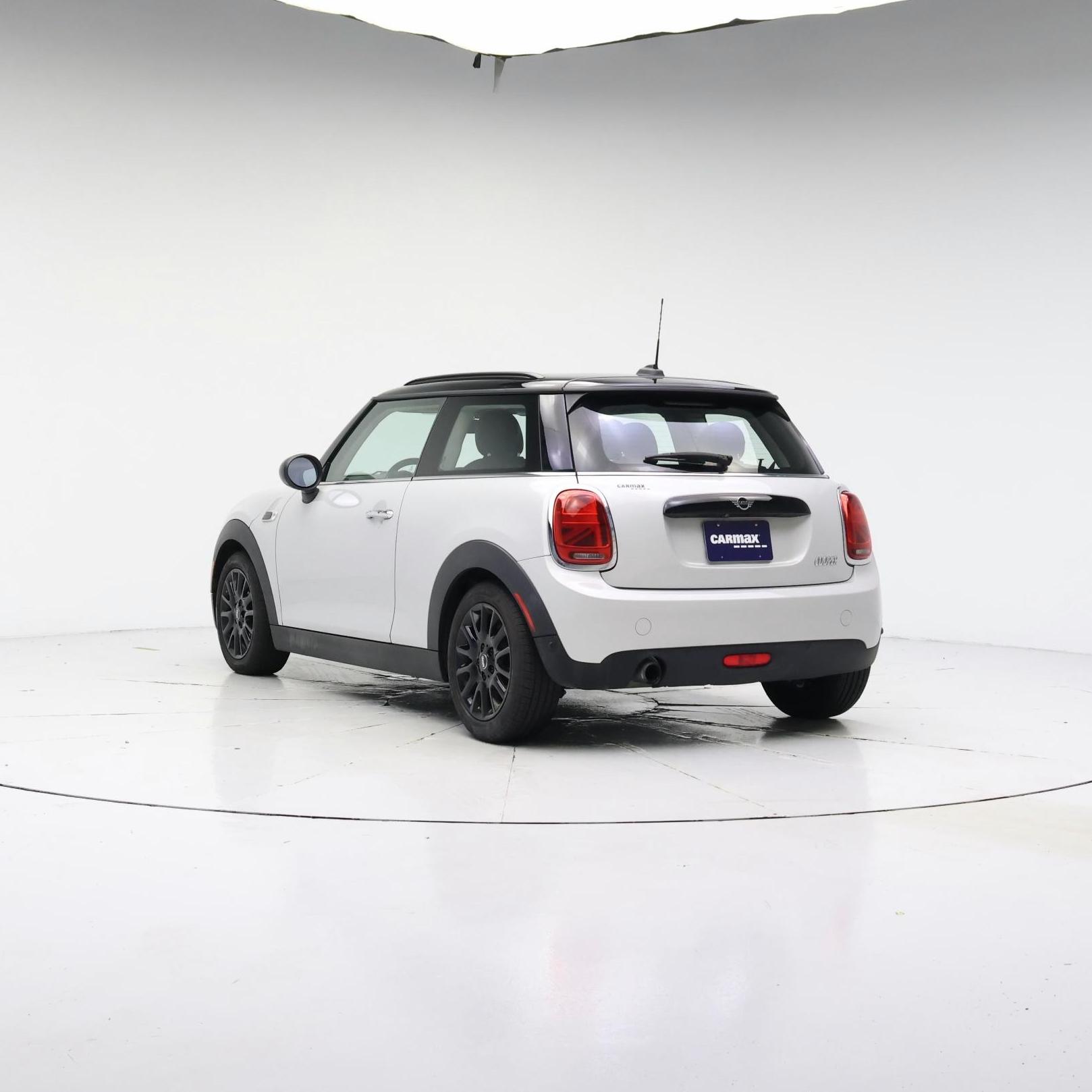 Thumbnail: 2019 MINI Cooper Hardtop - 2