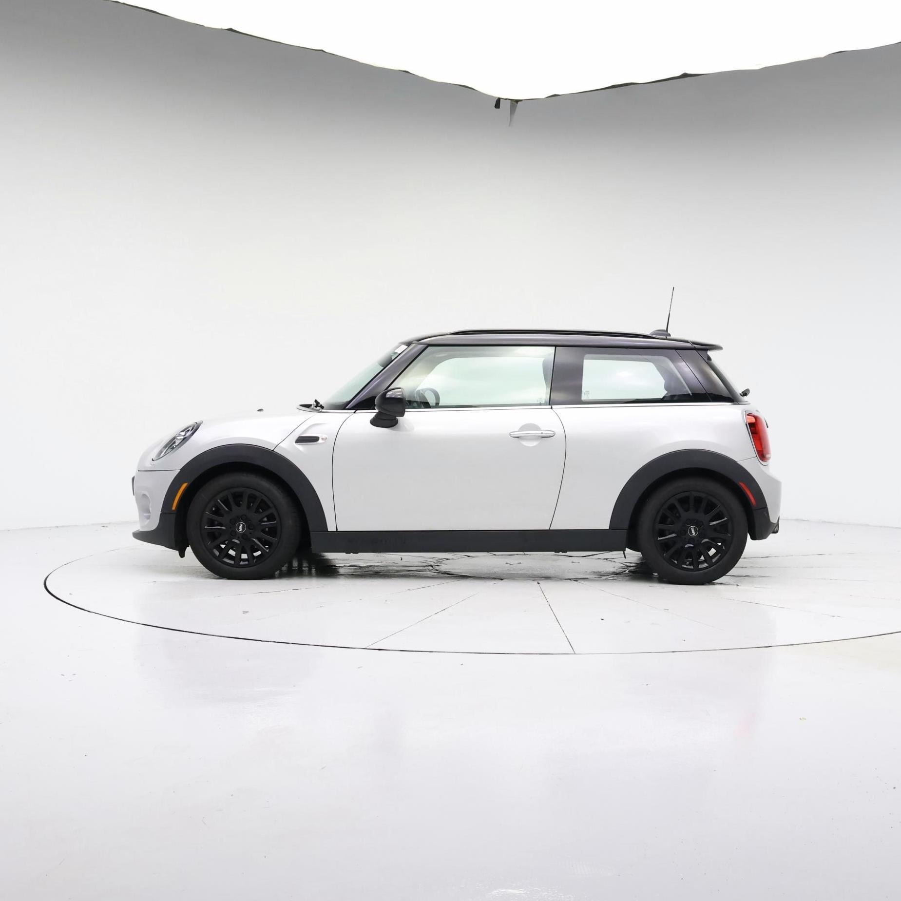 Thumbnail: 2019 MINI Cooper Hardtop - 3