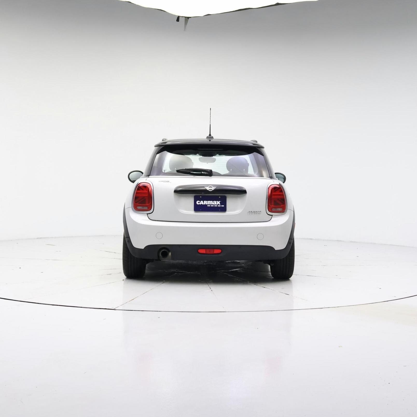 Thumbnail: 2019 MINI Cooper Hardtop - 6
