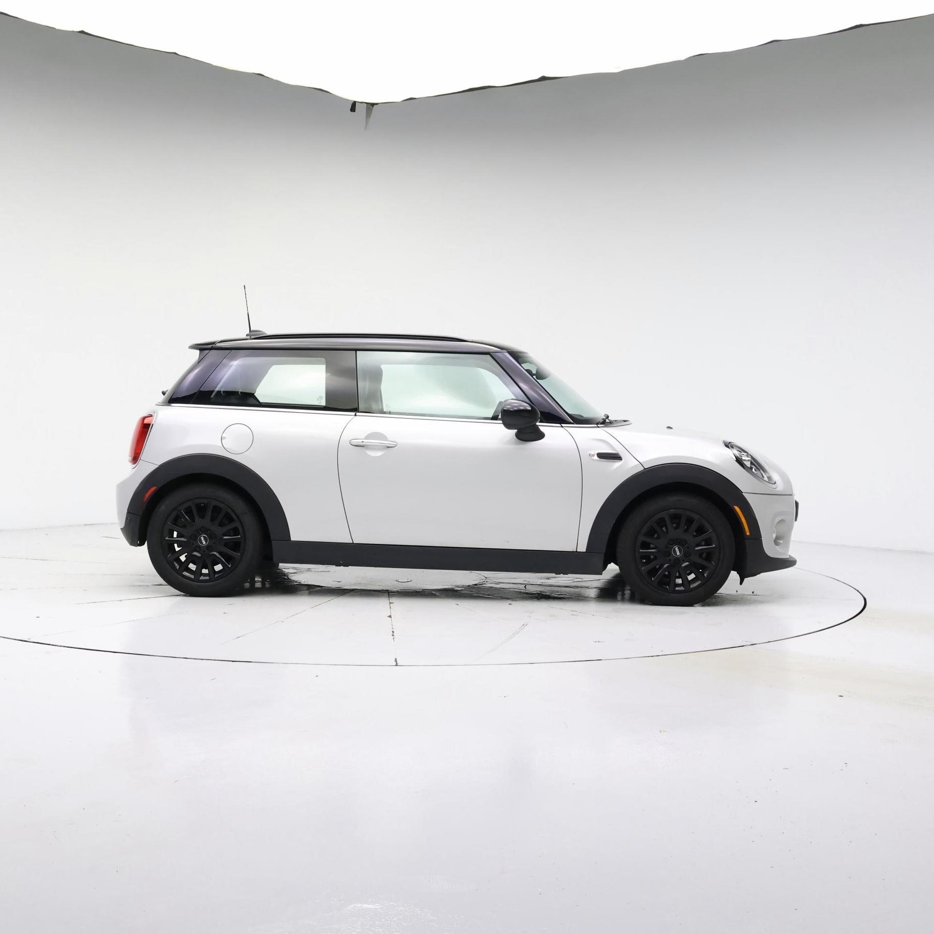 Thumbnail: 2019 MINI Cooper Hardtop - 7