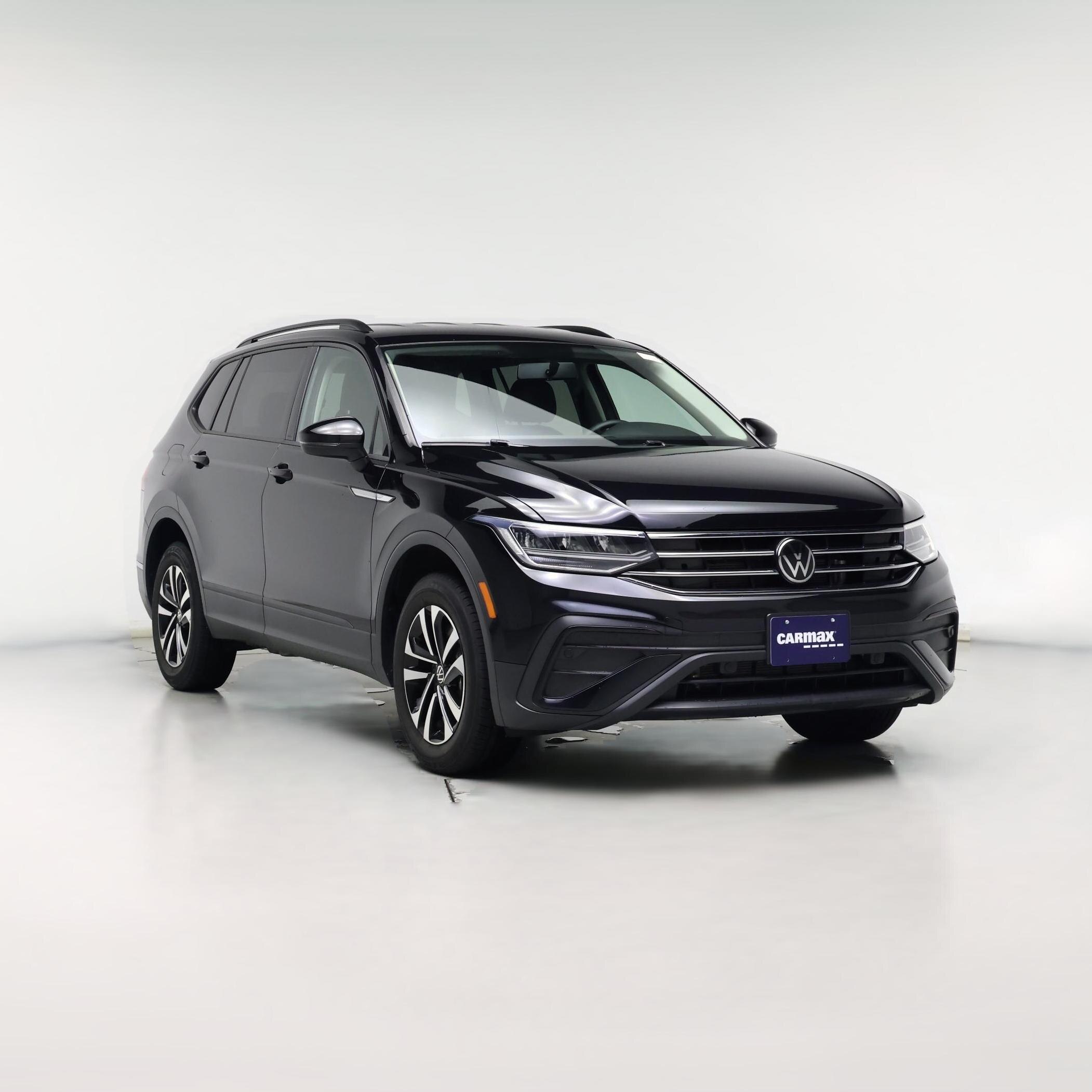 Thumbnail: 2022 Volkswagen Tiguan - 1