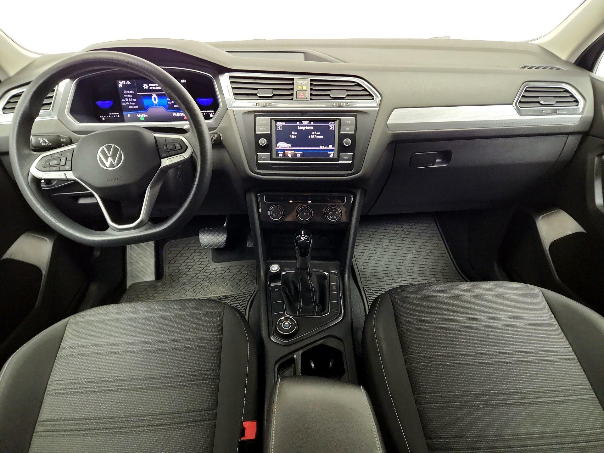 Thumbnail: 2022 Volkswagen Tiguan - 9