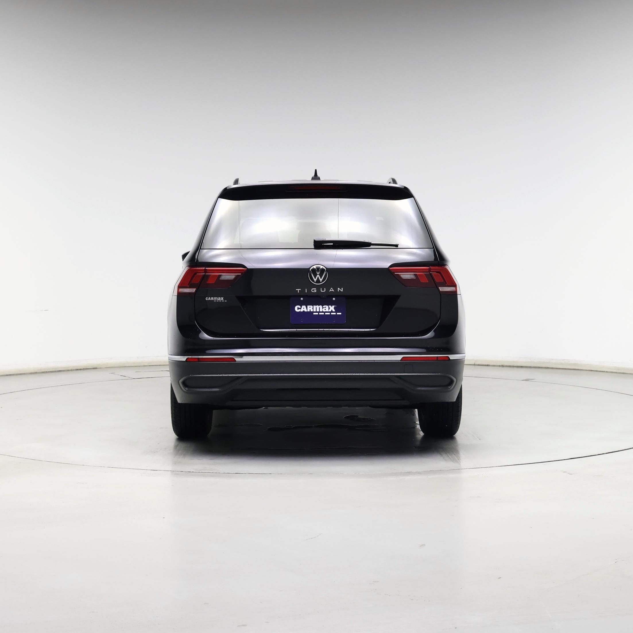 Thumbnail: 2022 Volkswagen Tiguan - 6