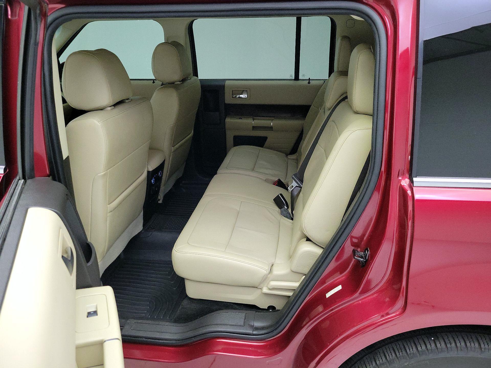 Thumbnail: 2018 Ford Flex - 20