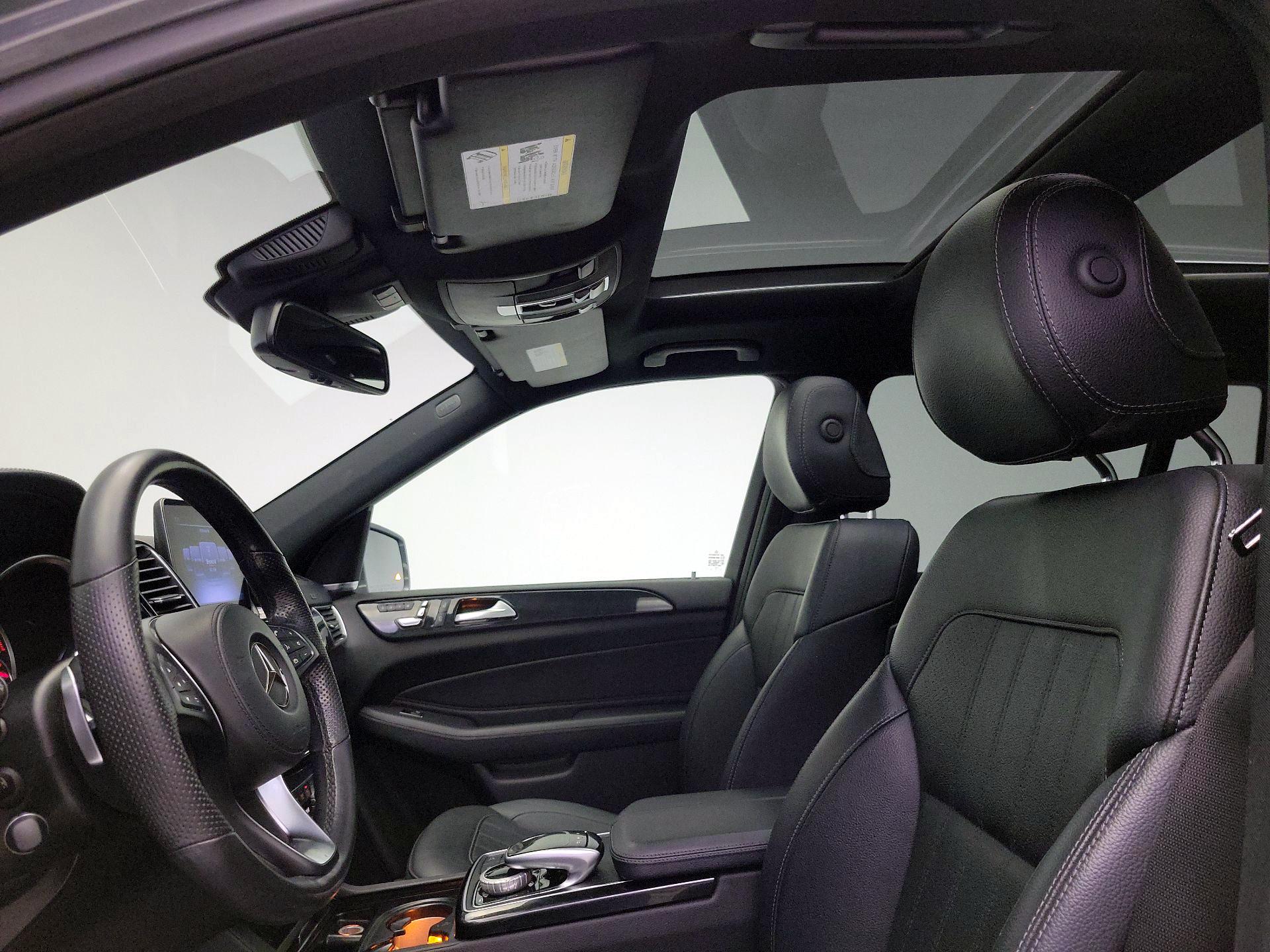 Thumbnail: 2019 Mercedes-Benz GLS - 20