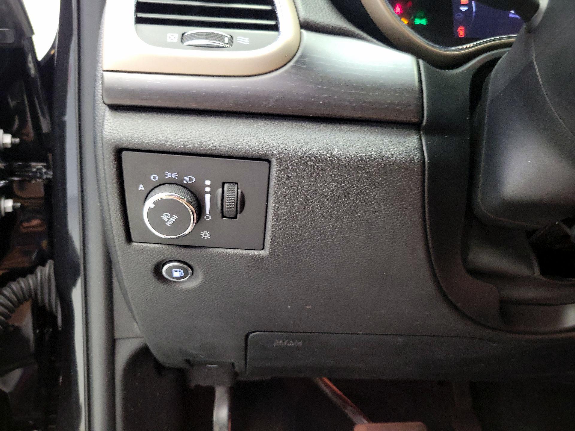 Thumbnail: 2014 Jeep Grand Cherokee - 13
