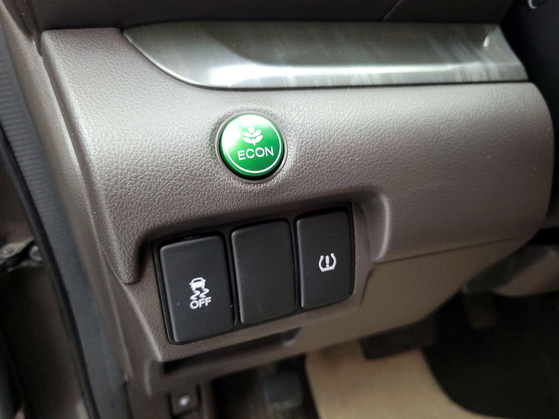 Thumbnail: 2014 Honda CR-V - 13