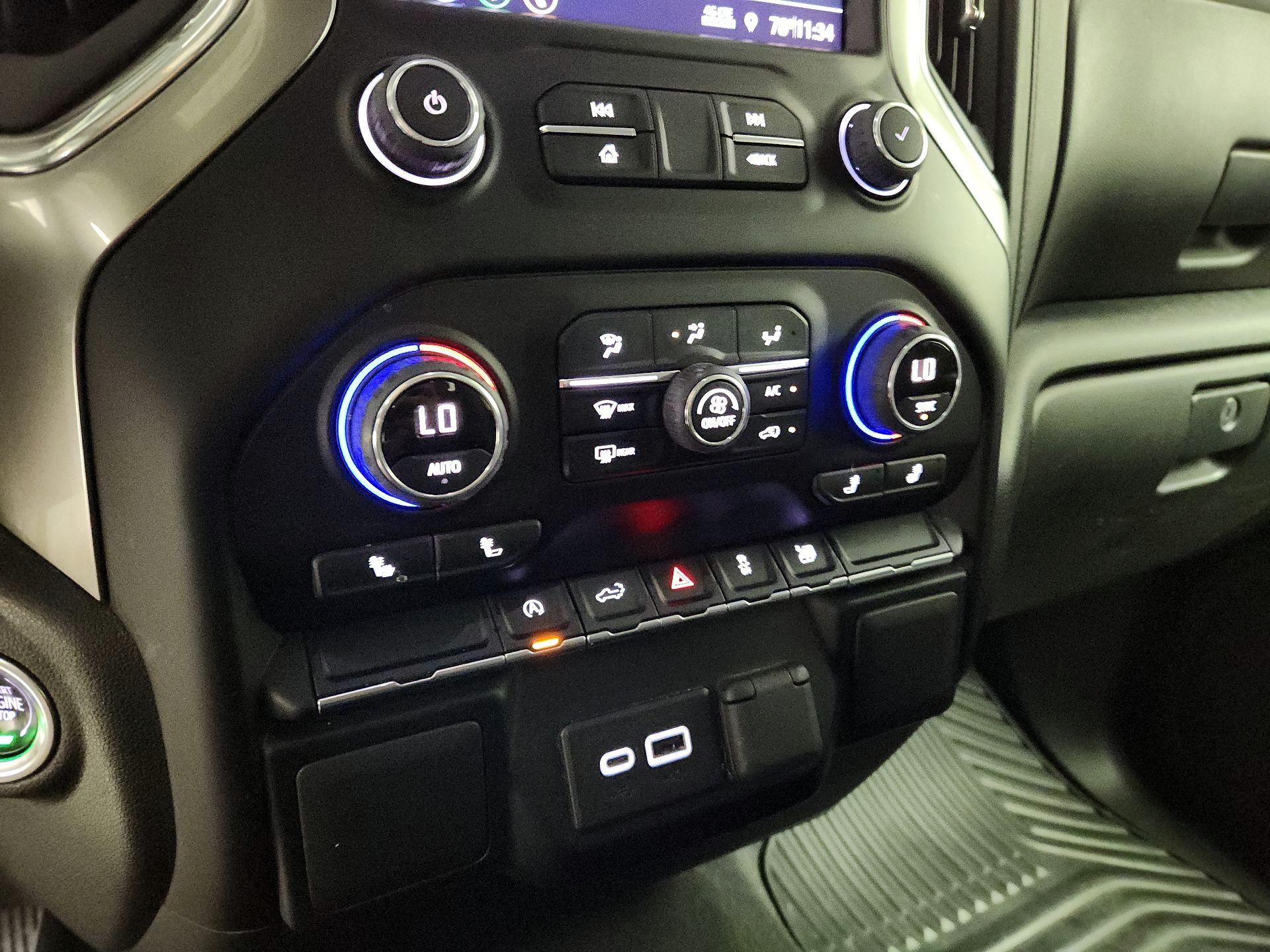 Thumbnail: 2022 Chevrolet Silverado 1500 - 16