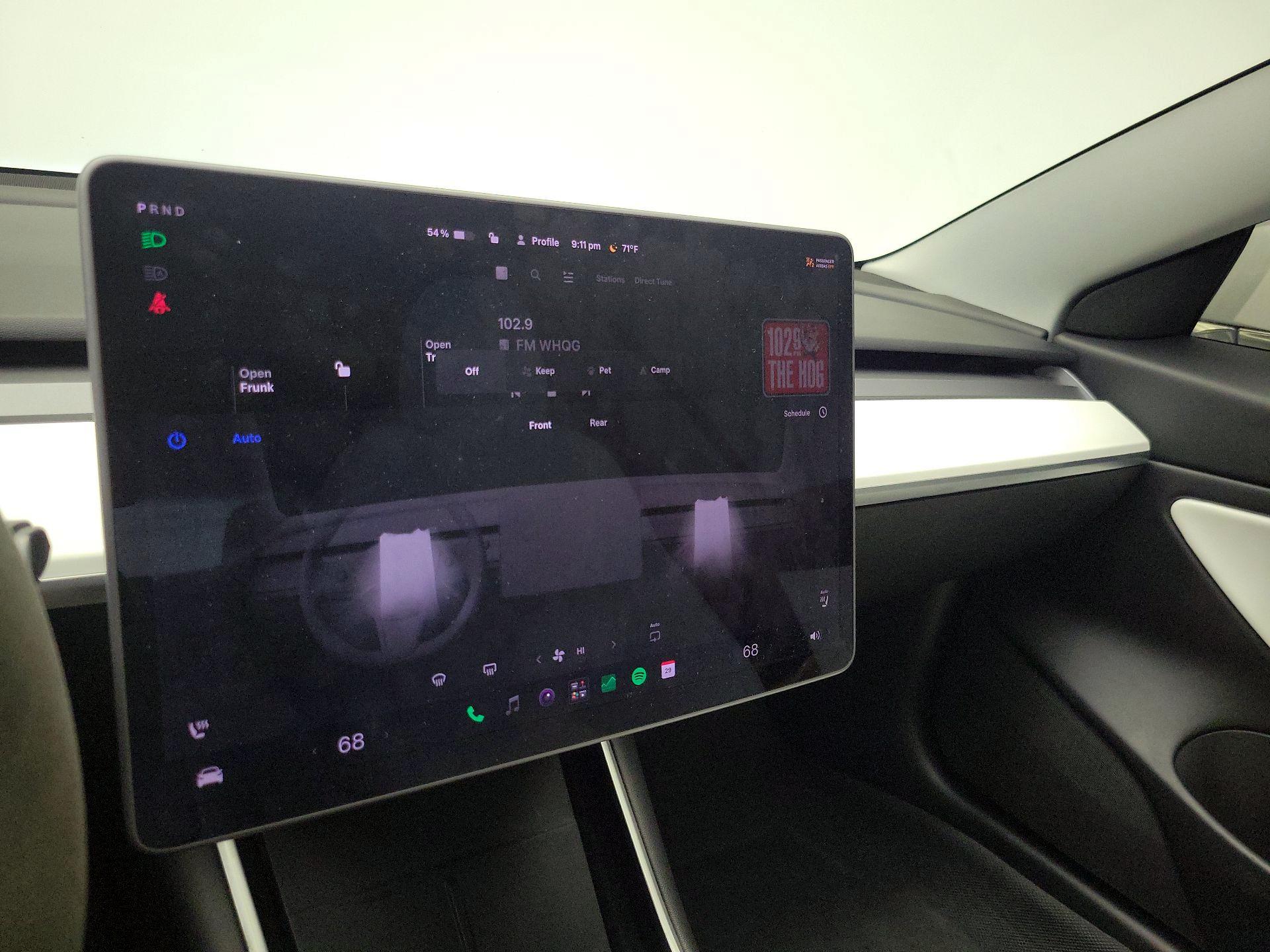 Thumbnail: 2020 Tesla Model 3 - 16
