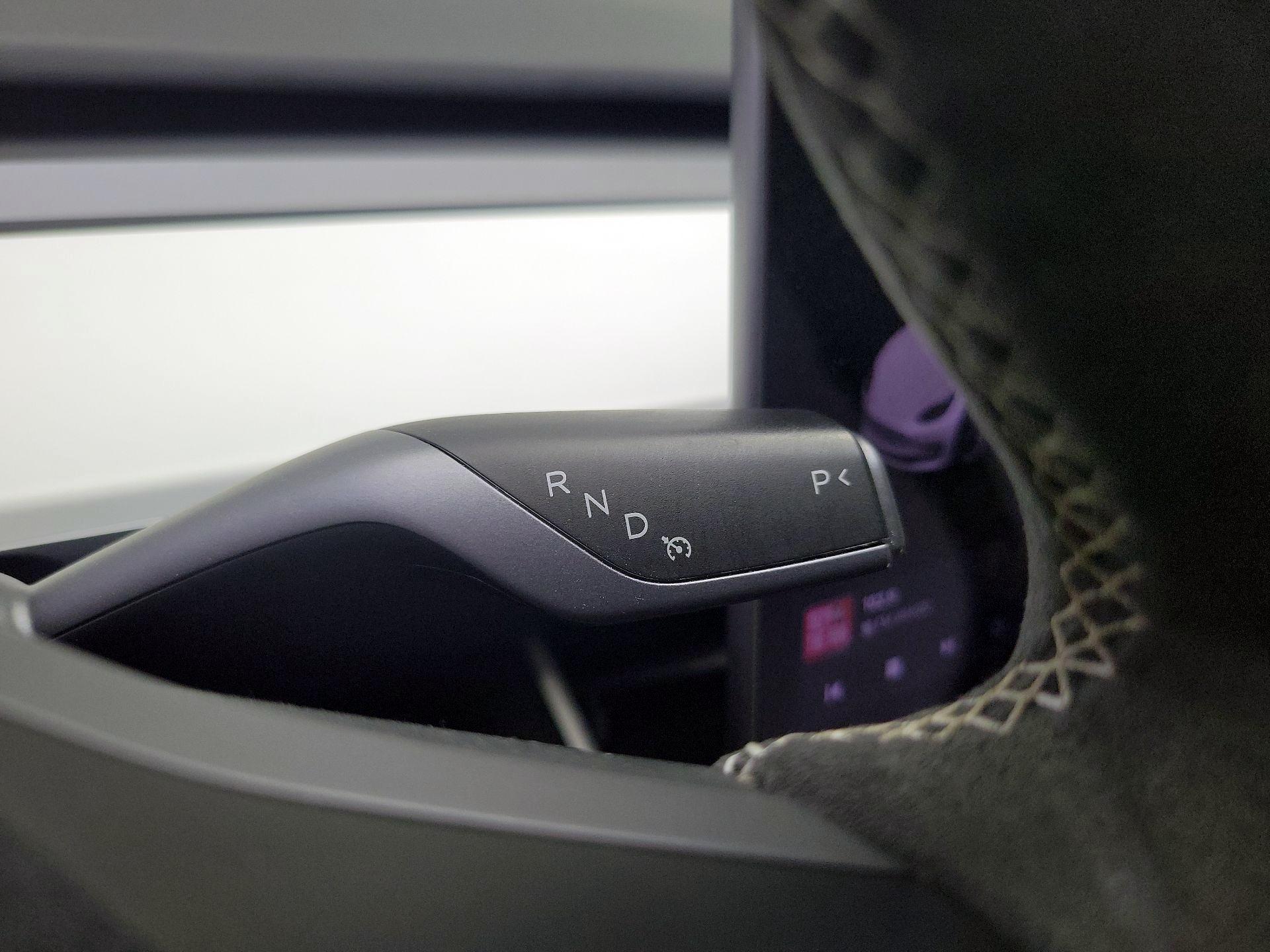 Thumbnail: 2020 Tesla Model 3 - 17